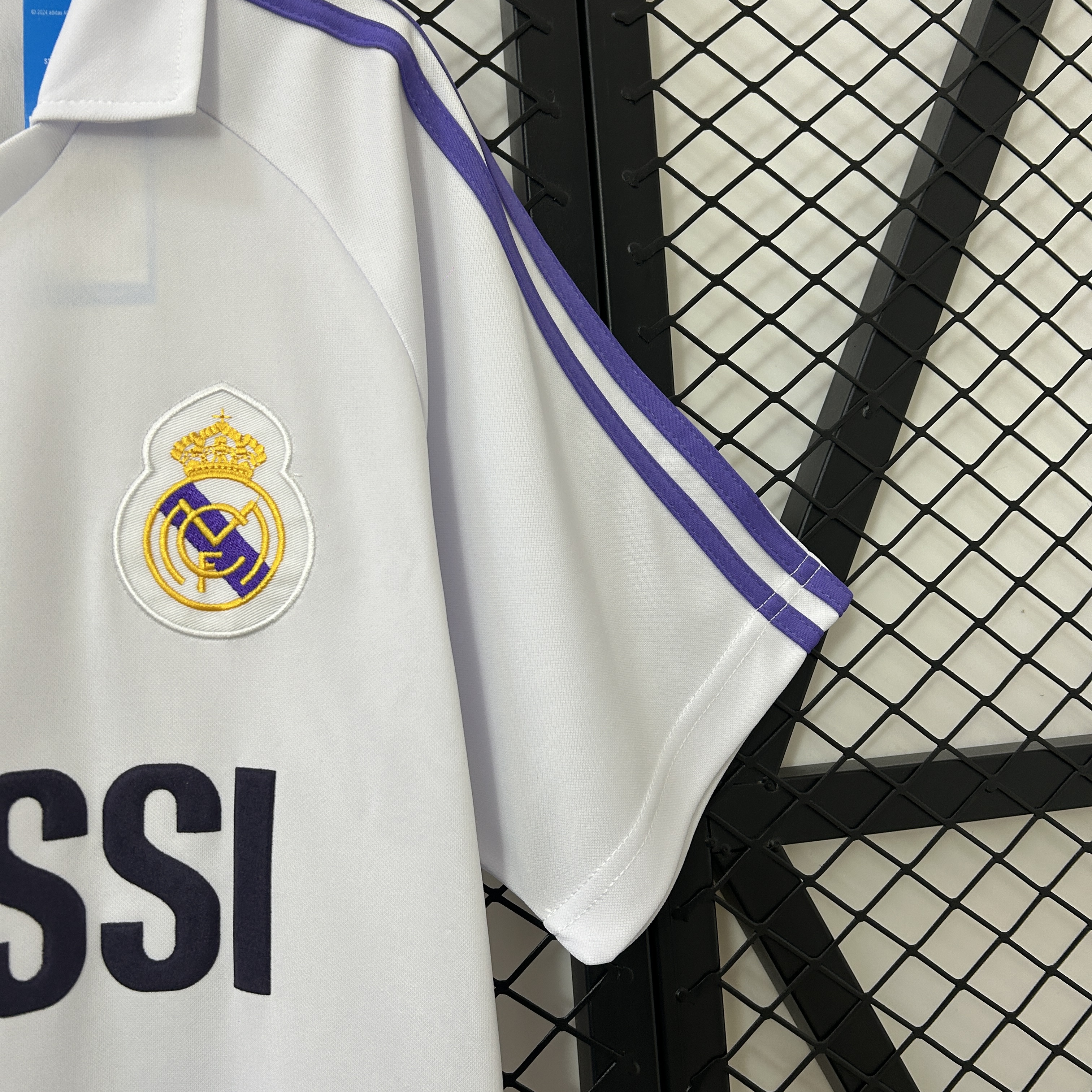 Retro Real Madrid 1984-85 Home Jersey - Unitedfutballjersey