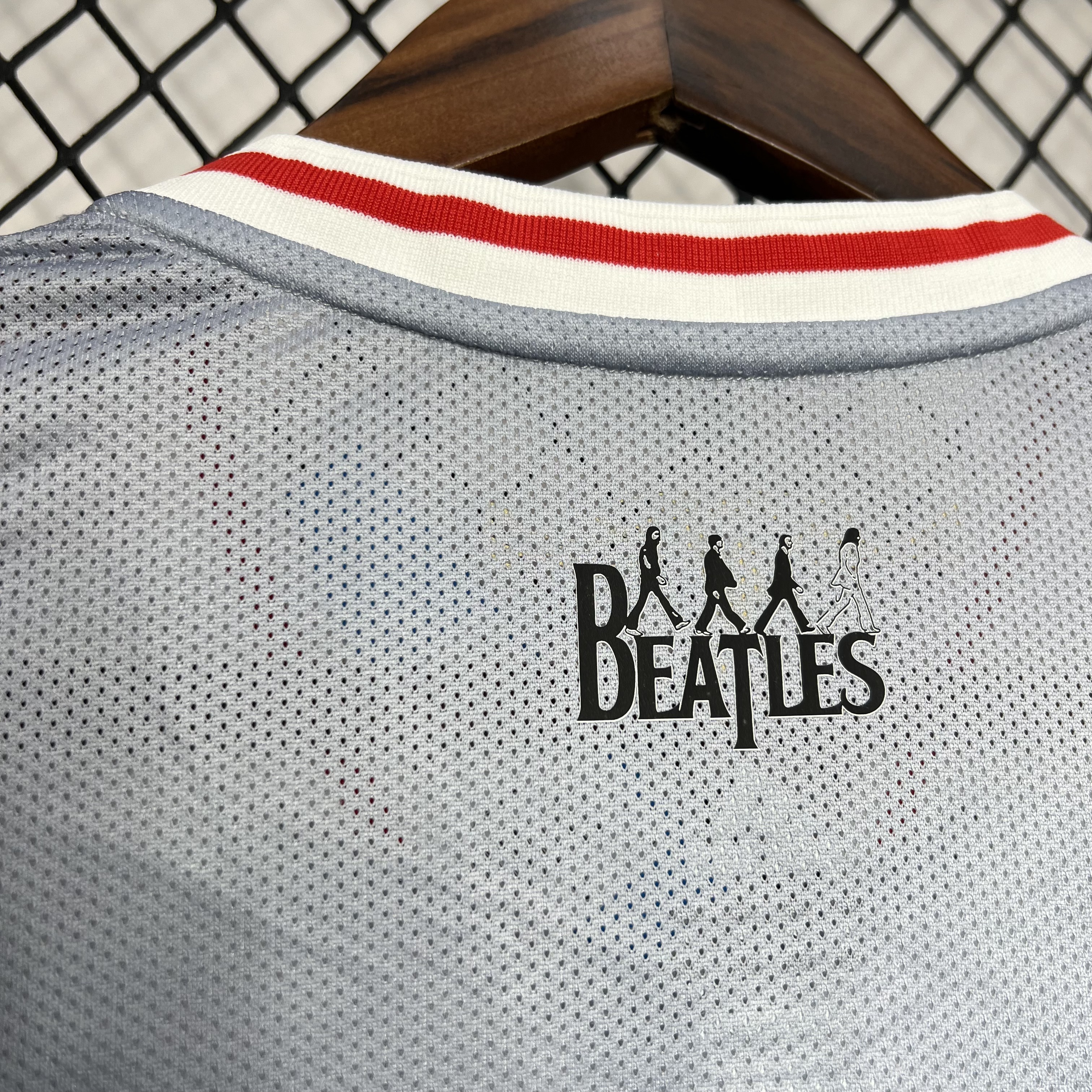 Liver.pool X THE BEATLES 24-25 Special Edition Jersey - Fans Version - Unitedfutballjersey