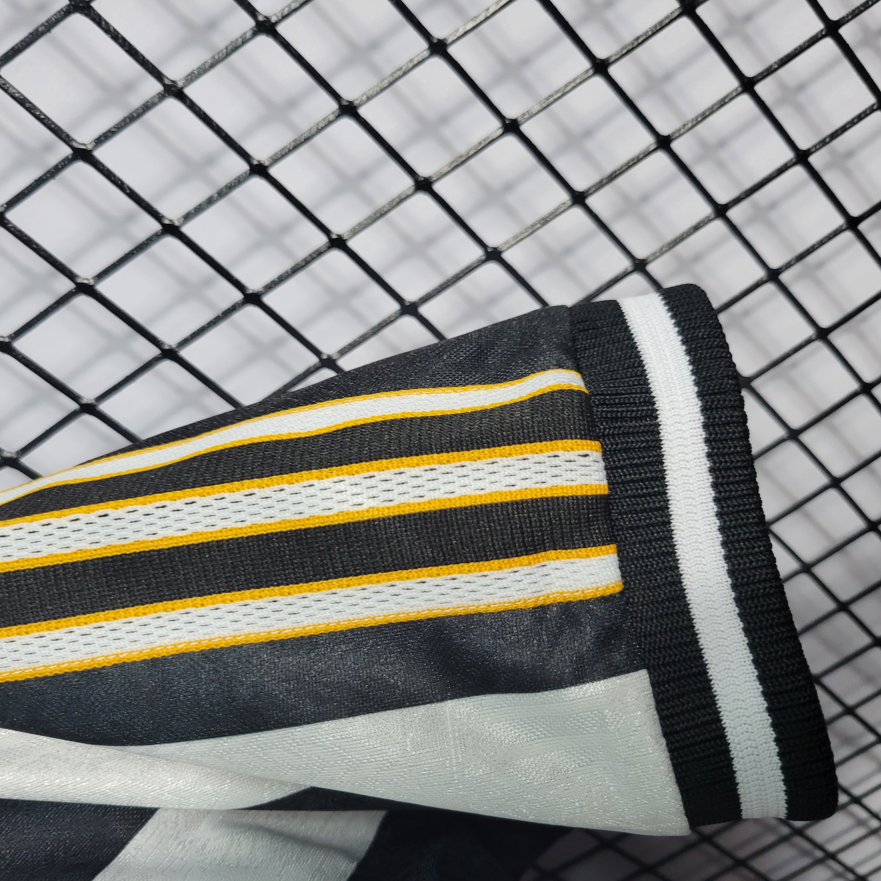 Retro Newcastle United 1995-97 Home Stadium Jersey - Unitedfutballjersey