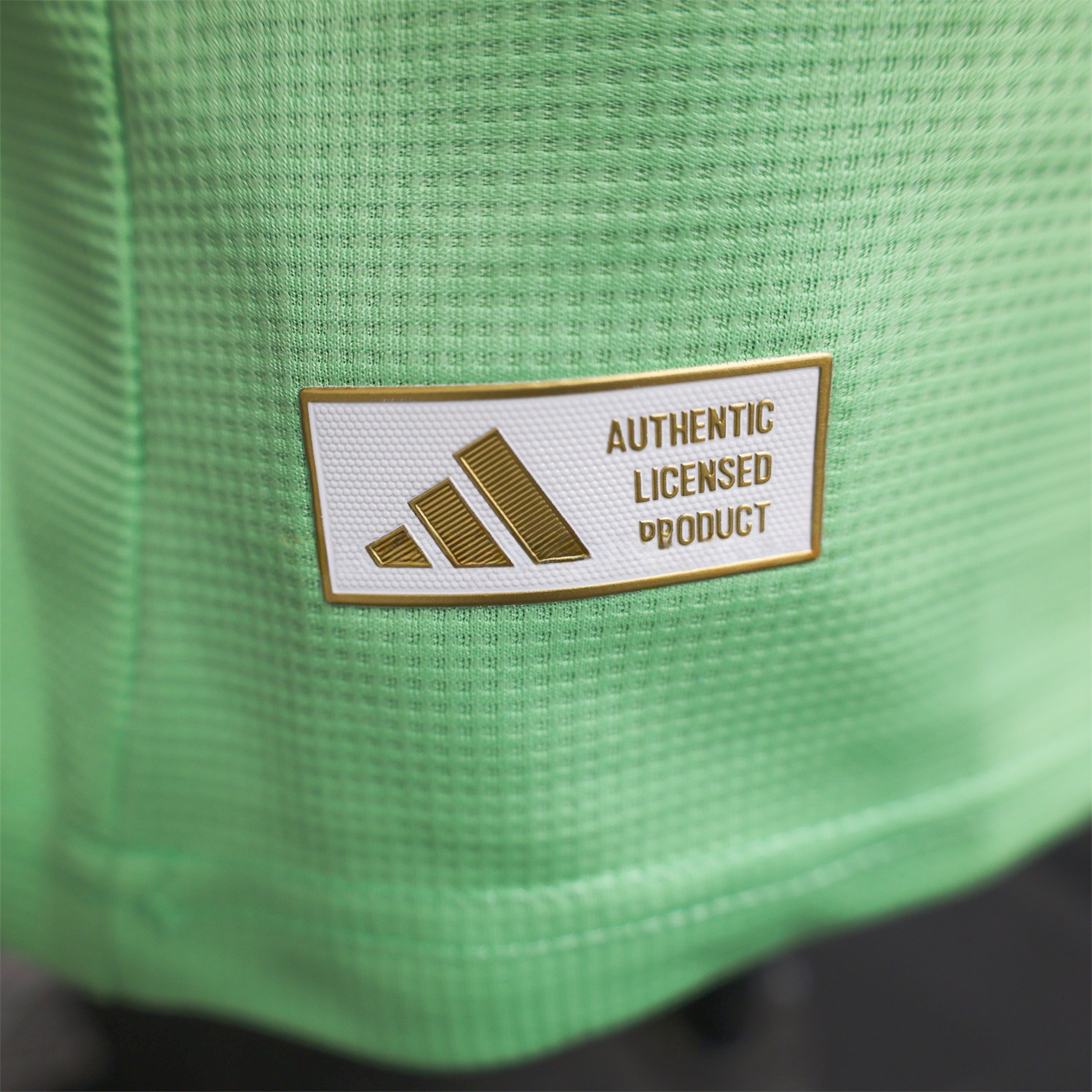 Liver.pool 25-26 Green Goalkeeper Jersey - Player Version - Unitedfutballjersey