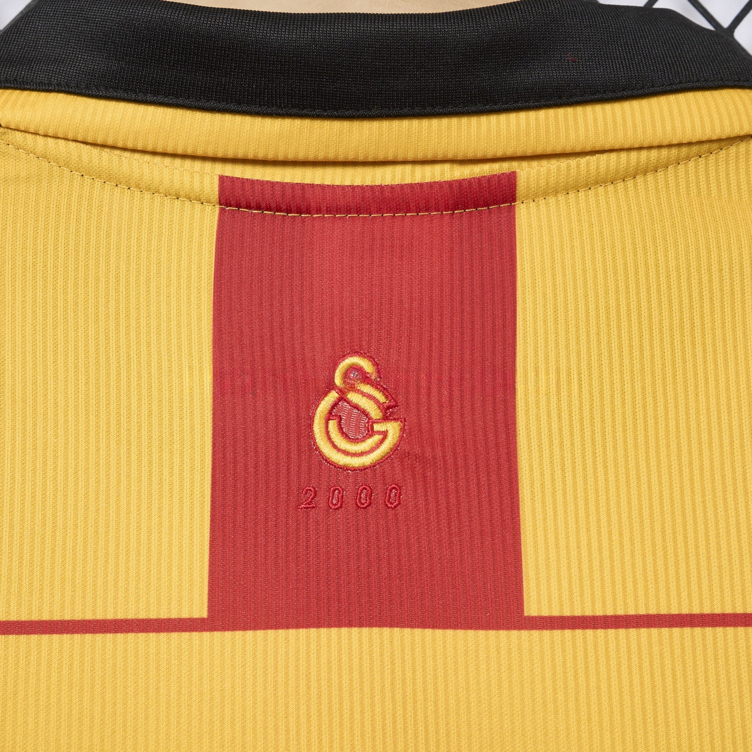 Retro Galatasaray 1999-00 Home Long Sleeves Jersey - Unitedfutballjersey