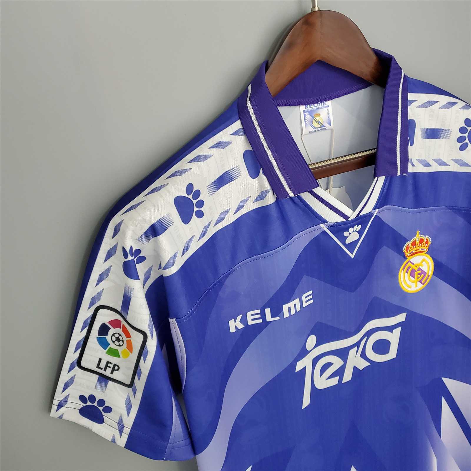 Real Madrid Retro 96-97 Away Jersey - Unitedfutballjersey