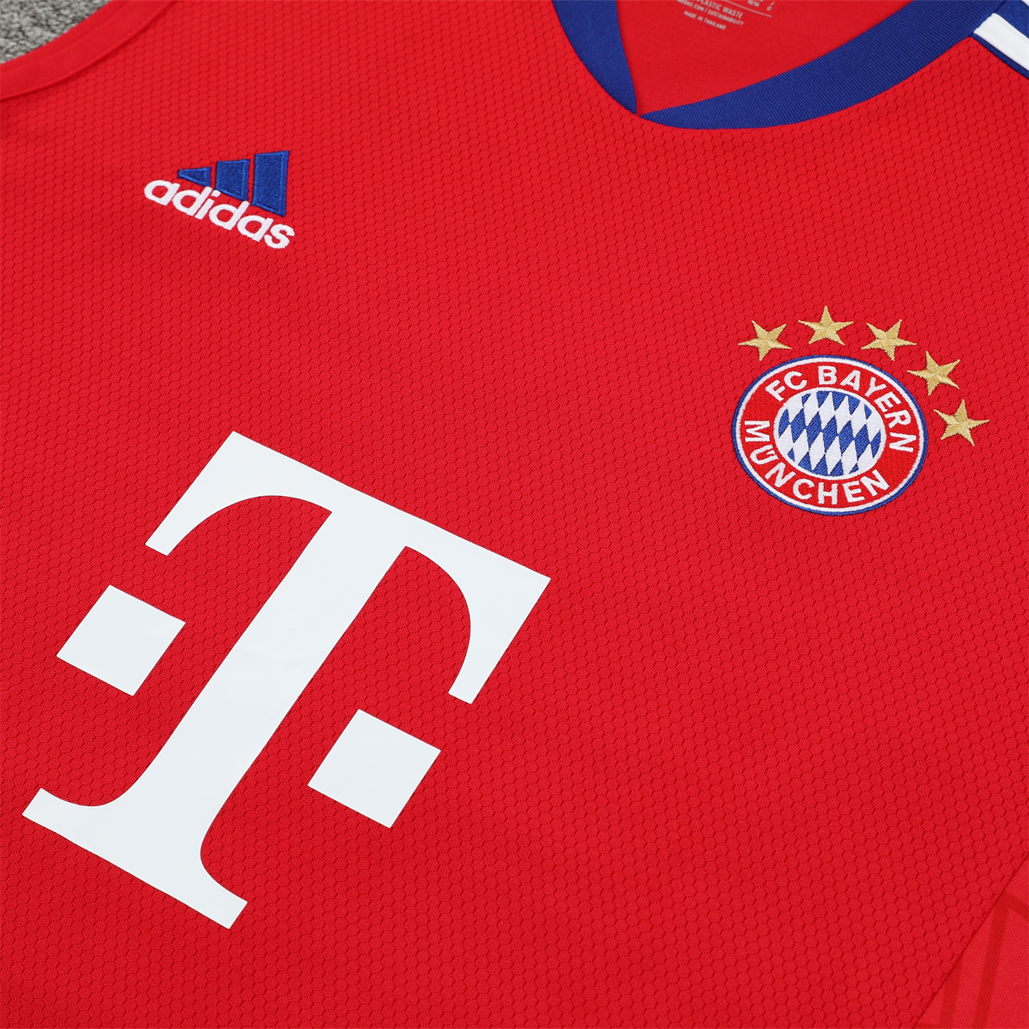 Bayern Munich 23-24 Red BlueTraining Vest Suit - Unitedfutballjersey