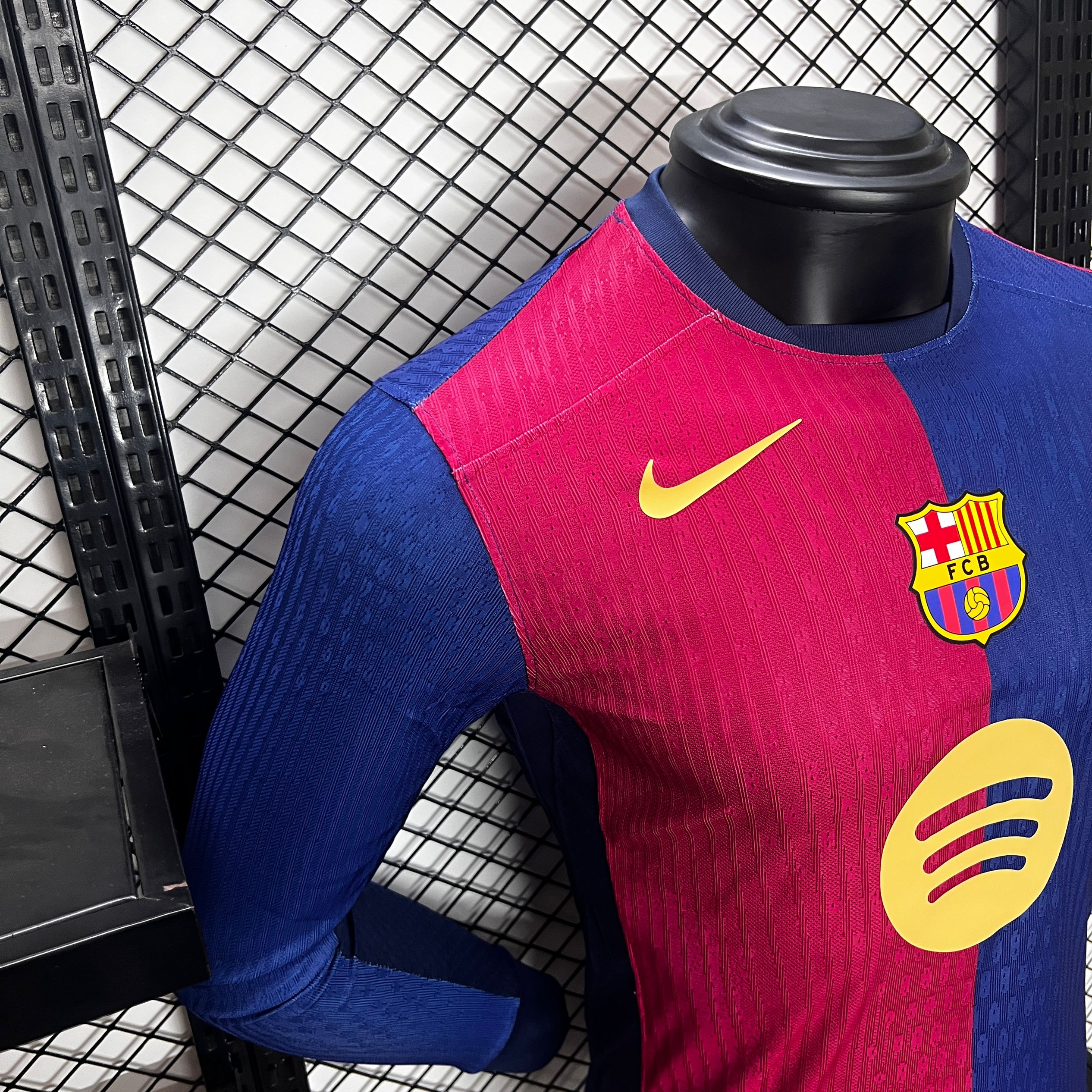 Barcelona 24-25 Home Long Sleeve Jersey with Big Logo - Player Version - Unitedfutballjersey