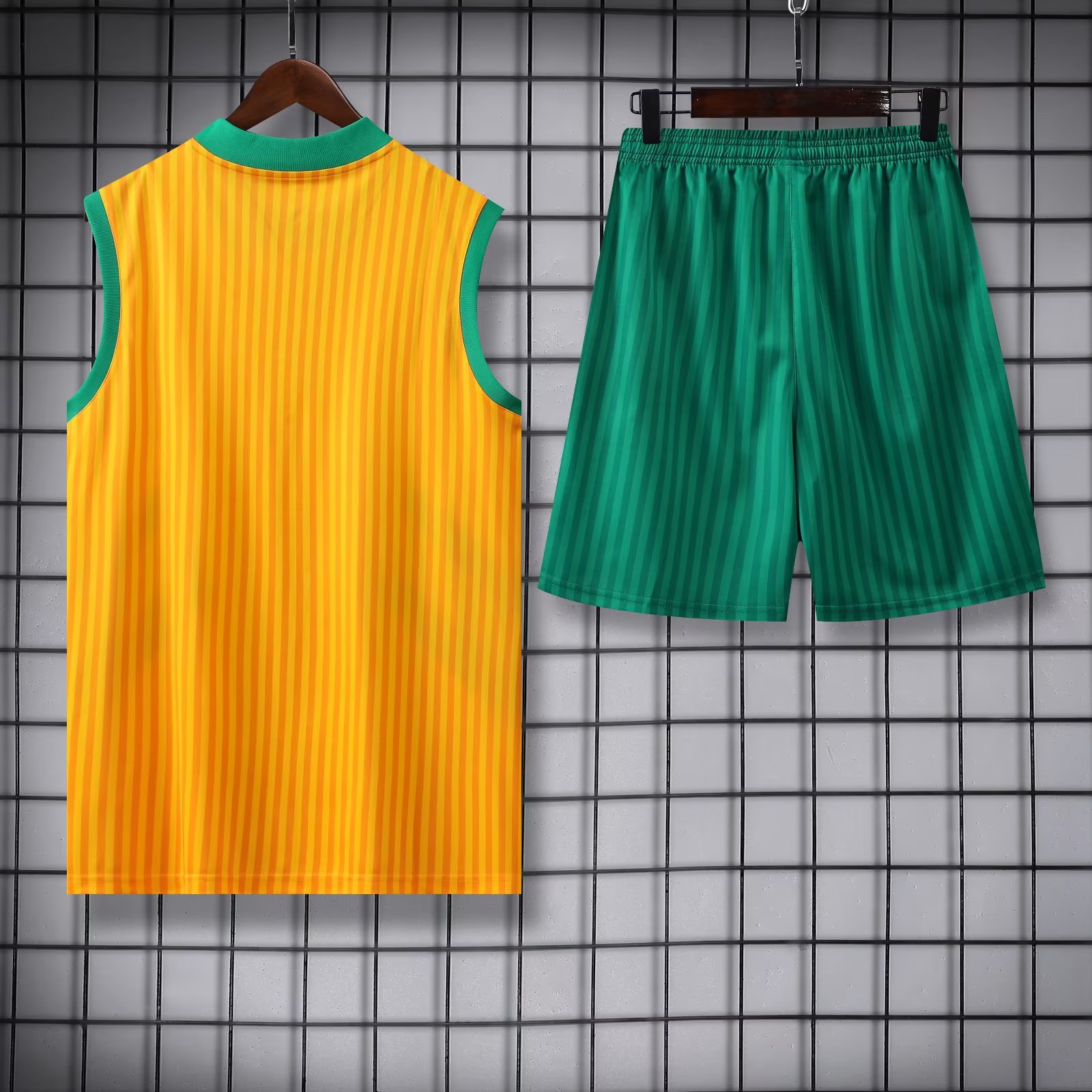 Bayern Munich 23-24 Yellow Green Training Vest Suit - Unitedfutballjersey