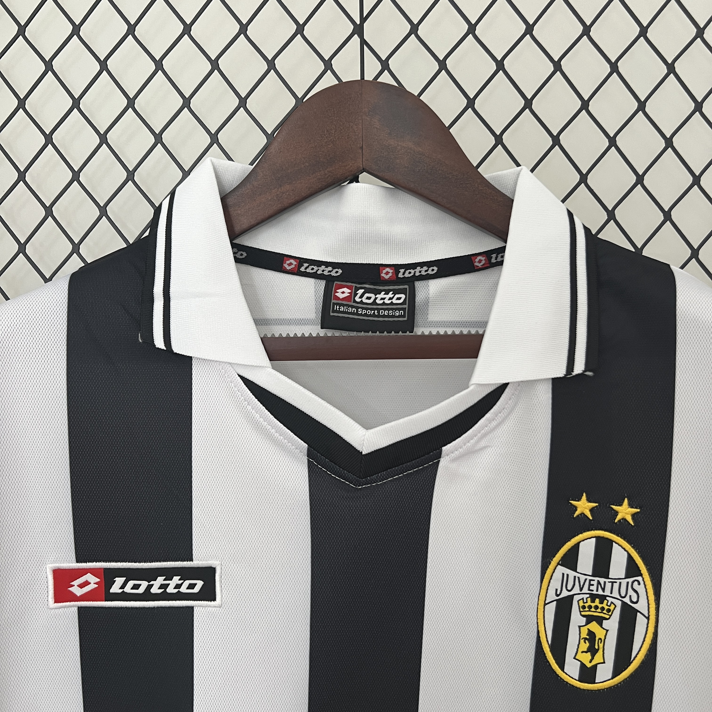 Retro Juventus 2001-02 Home Stadium Jersey - Unitedfutballjersey