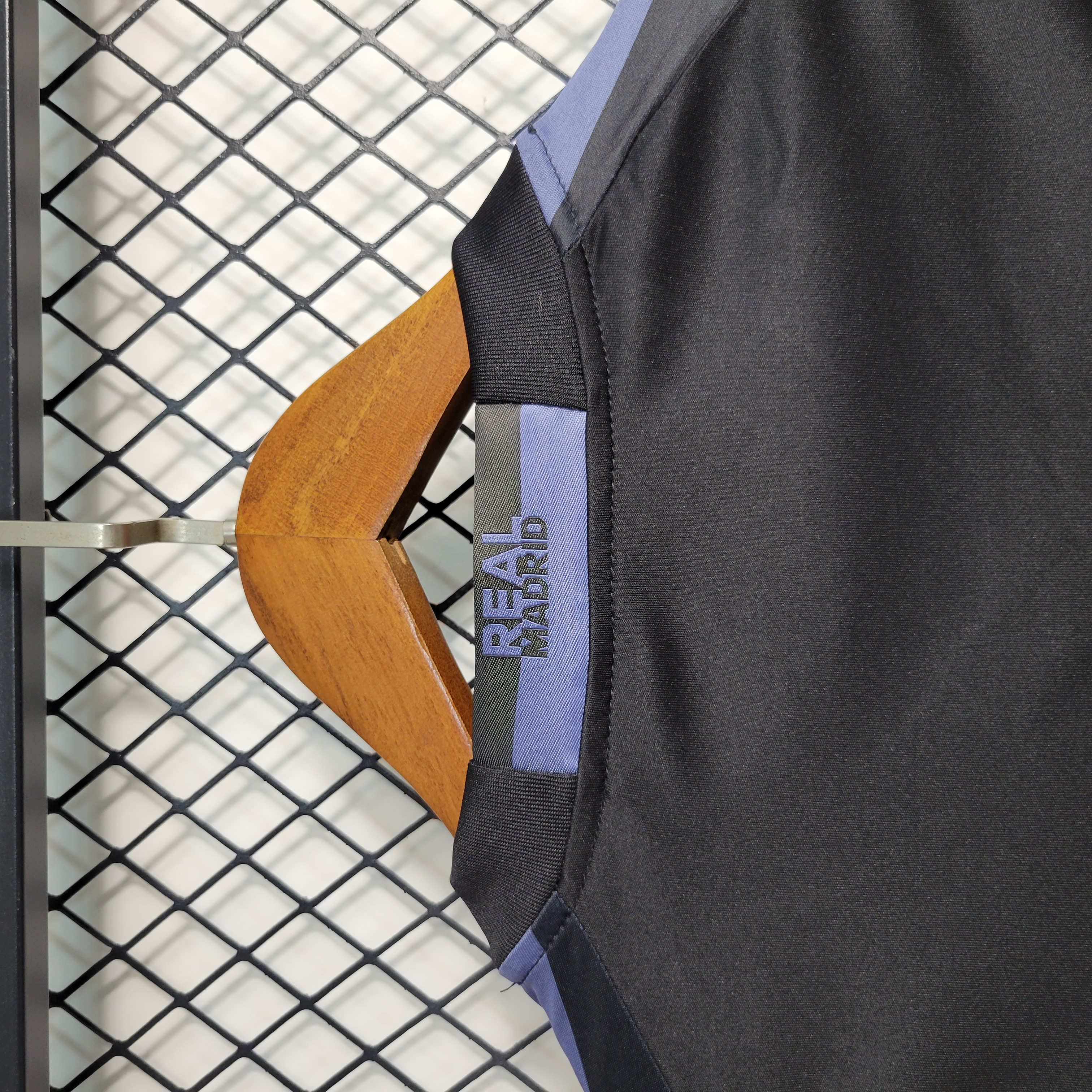 Real Madrid Retro 16-17 Third Jersey - Unitedfutballjersey