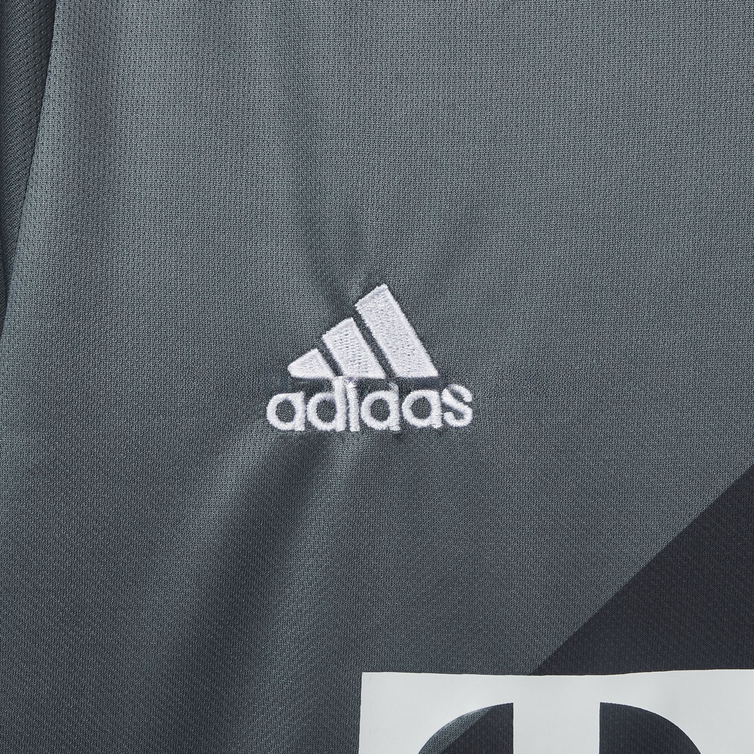 Retro Bayern Munich 2016-17 Away Jersey - Unitedfutballjersey