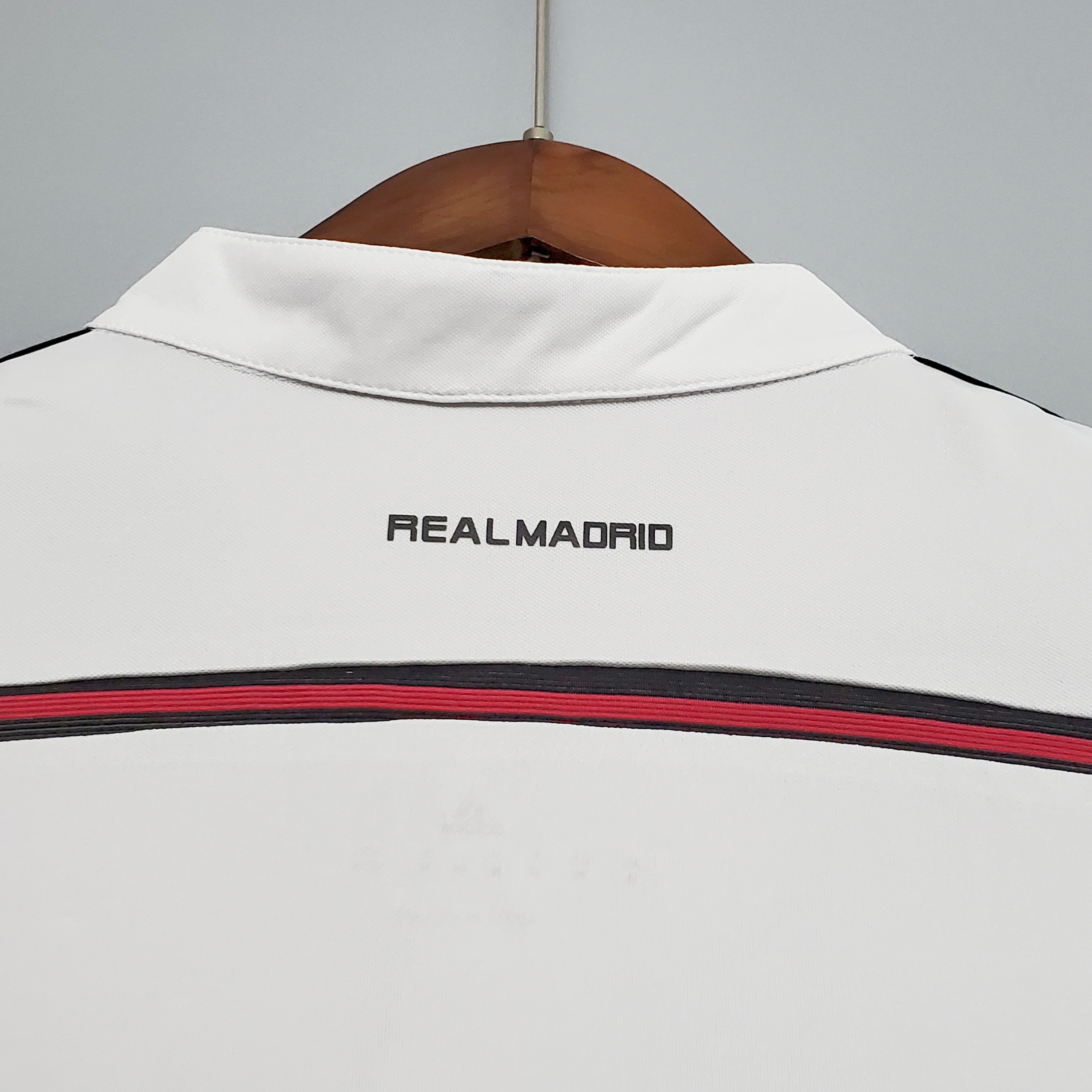 Retro Real Madrid 14-15 Home Stadium Jersey - Unitedfutballjersey