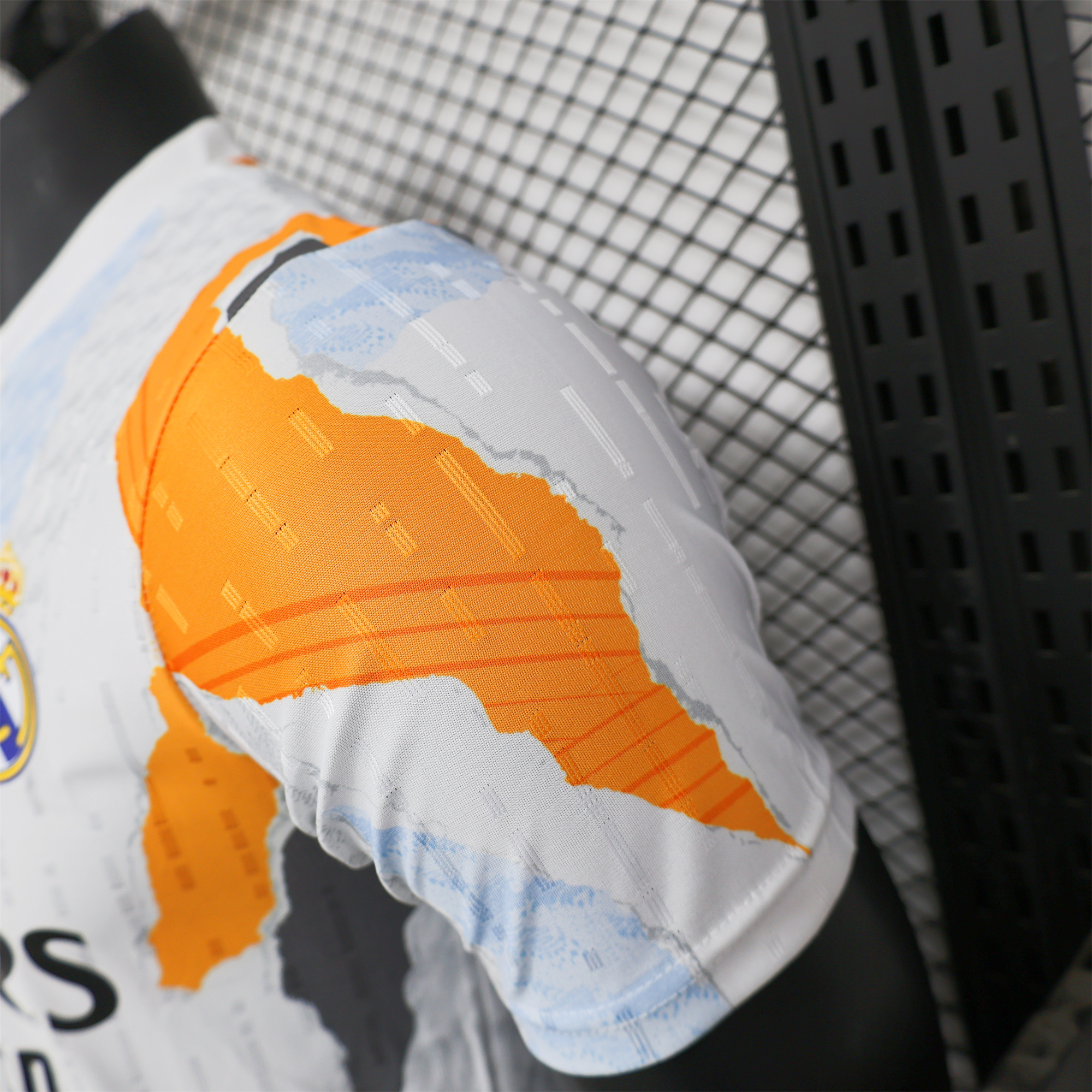 Real Madrid 24-25 Pre-Match 2 Jersey - Player Version - Unitedfutballjersey