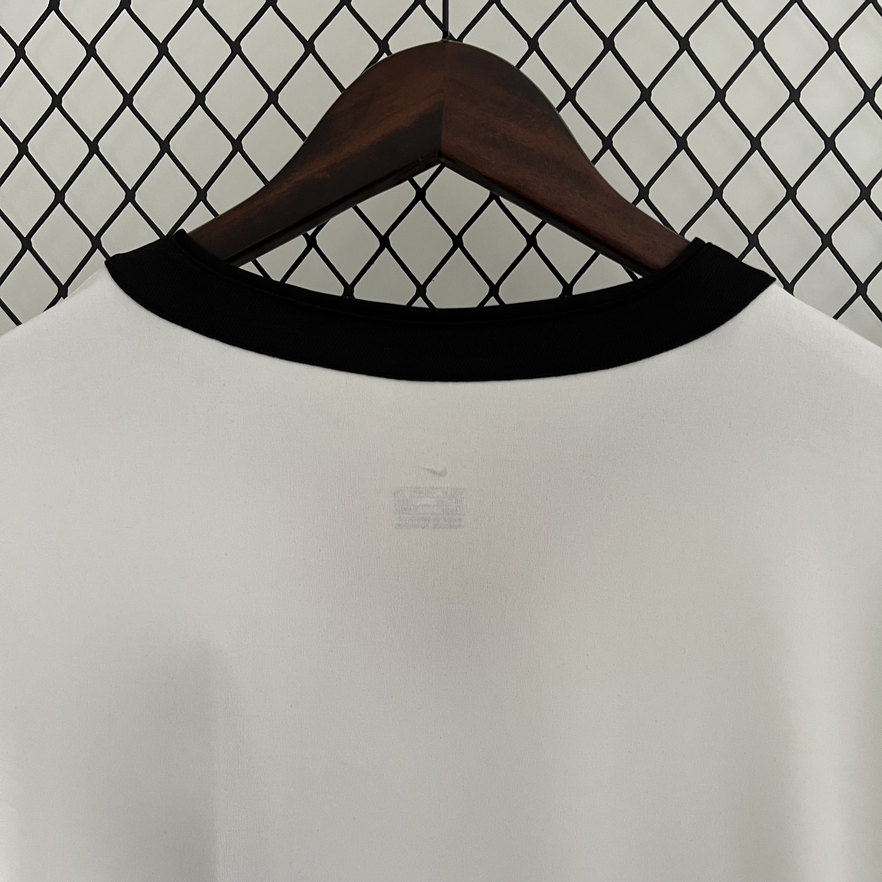 Manchester United Retro 03-04 Away Stadium Jersey - Unitedfutballjersey