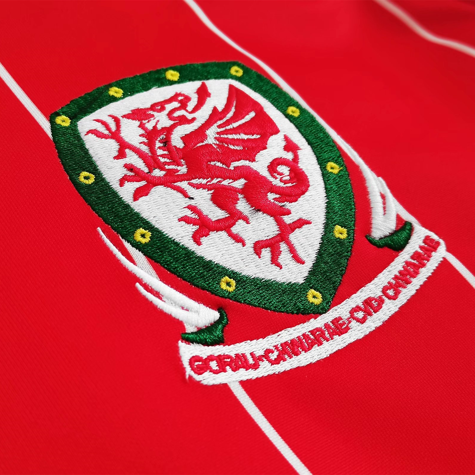 Retro Wales 2015 Home Stadium Jersey - Unitedfutballjersey