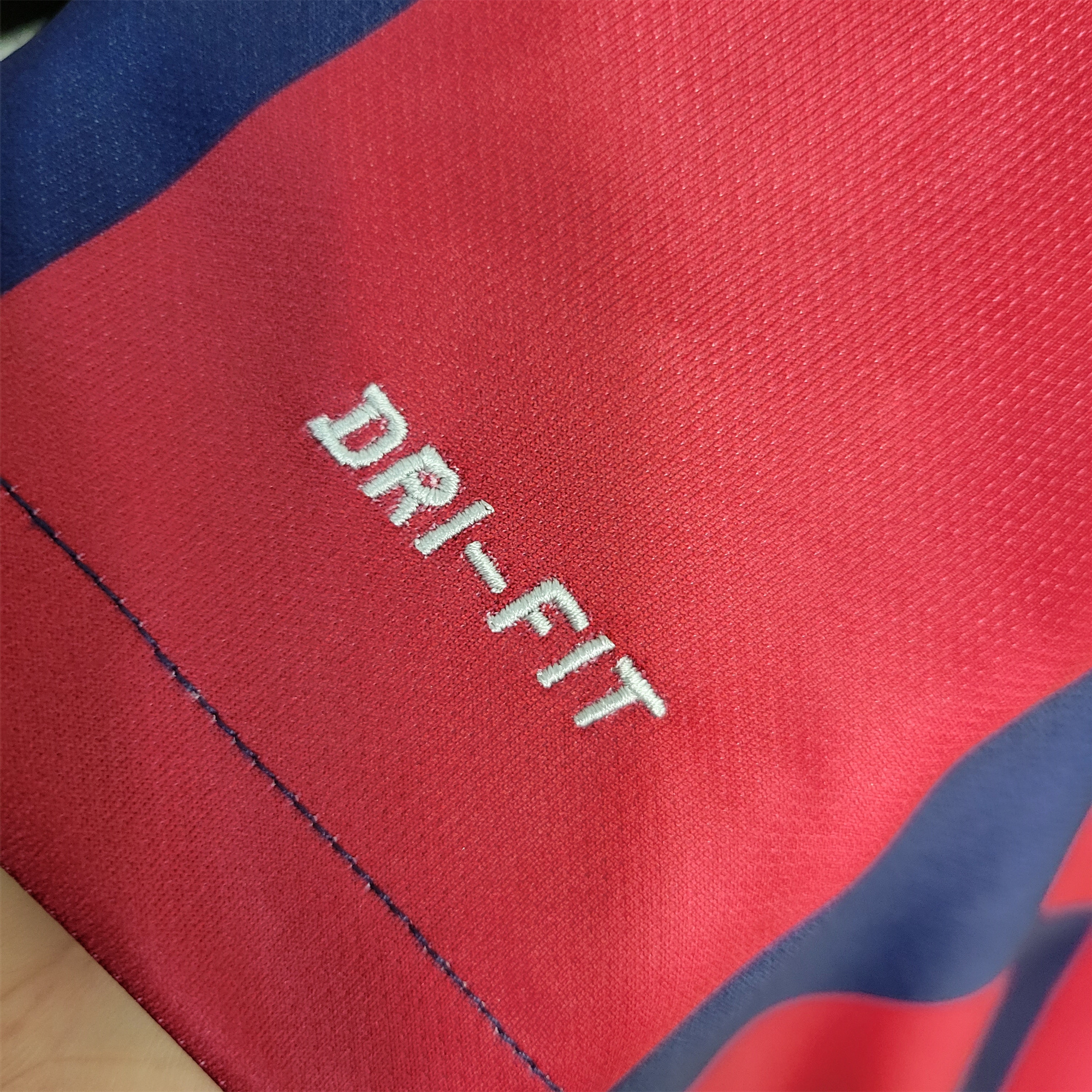 Retro Barcelona 14-15 Home Stadium Long Sleeve Jersey - Unitedfutballjersey