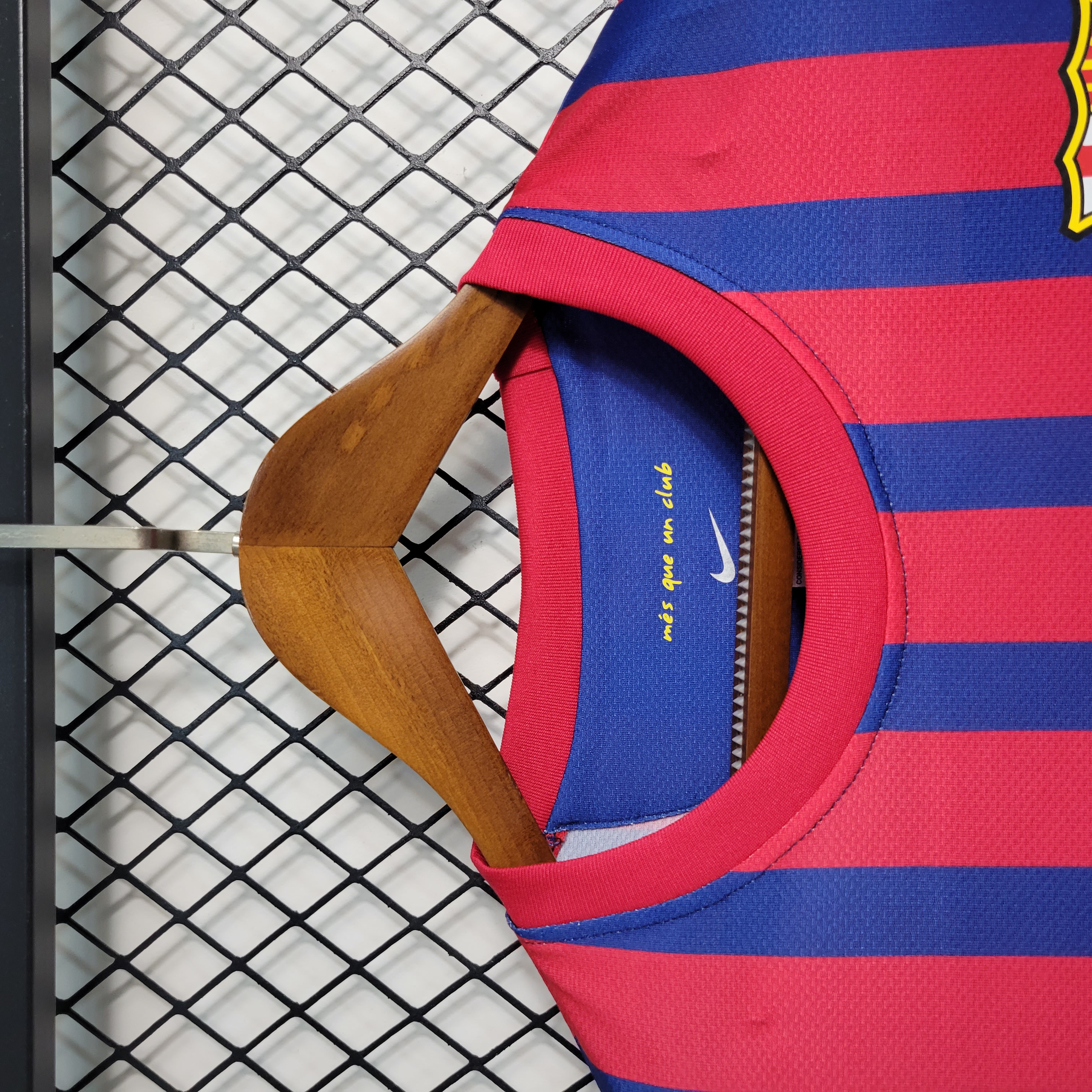 Retro Barcelona 11-12 Home Stadium Jersey - Unitedfutballjersey