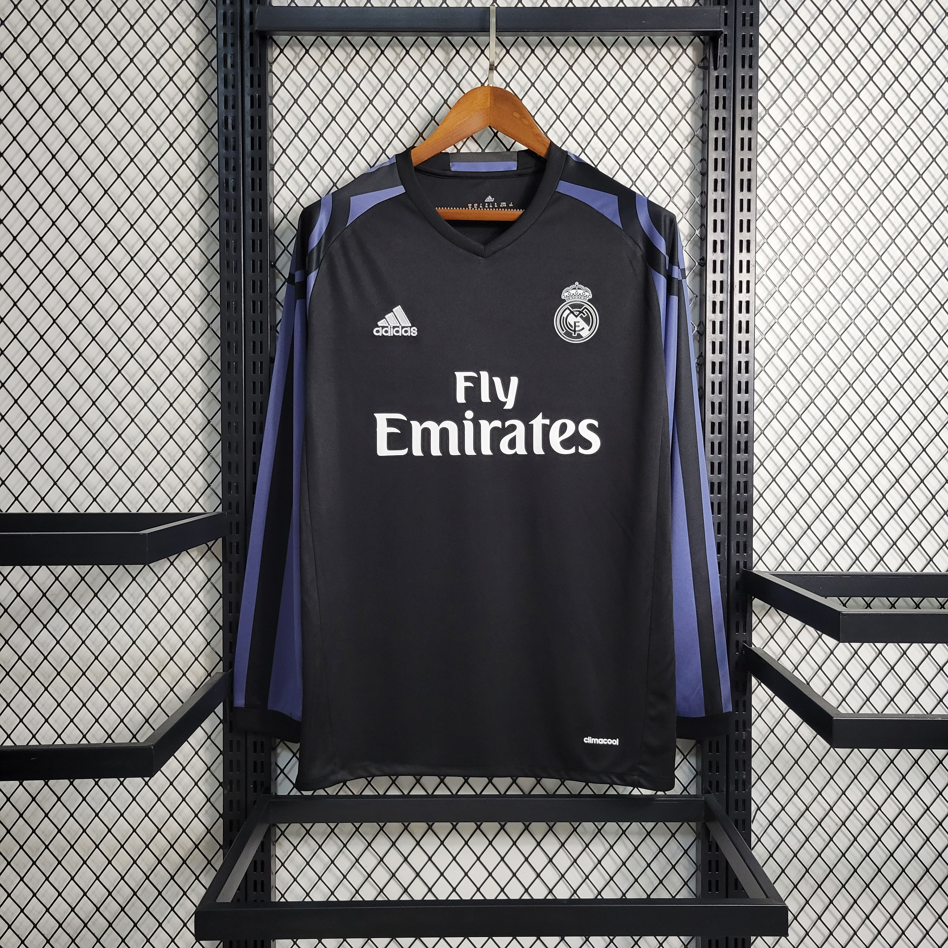Real Madrid Retro 16-17 Third Long Sleeve Jersey - Unitedfutballjersey