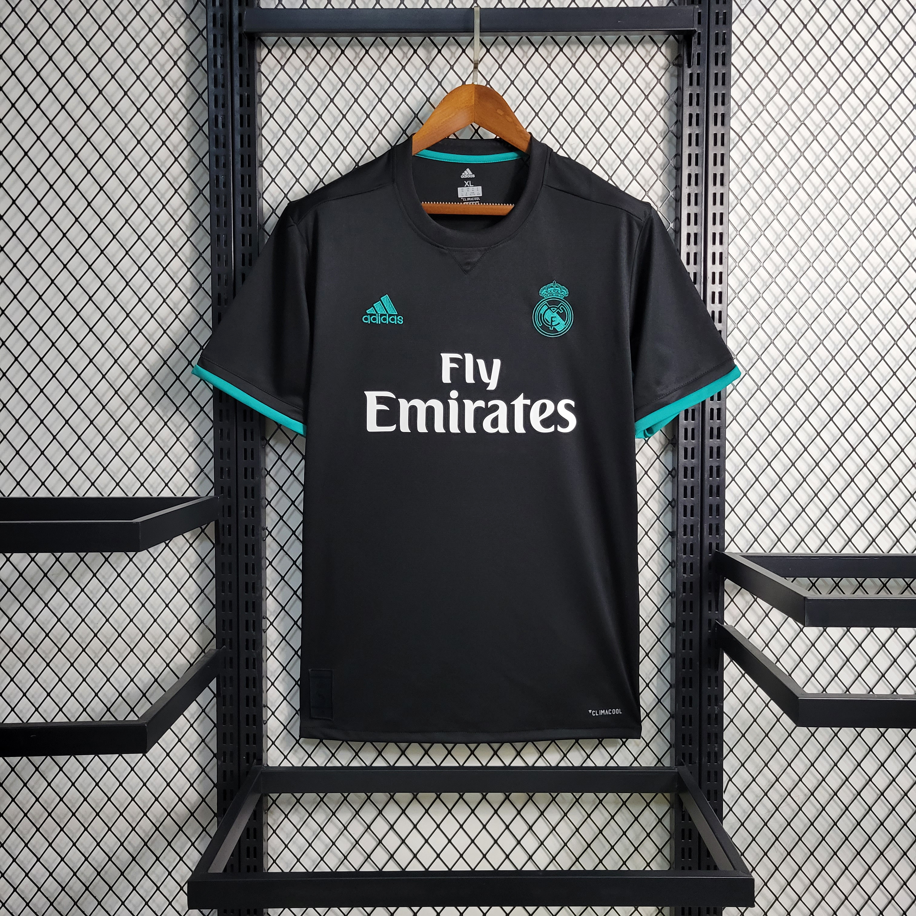 Retro Real Madrid 17-18 Away Stadium Jersey - Unitedfutballjersey