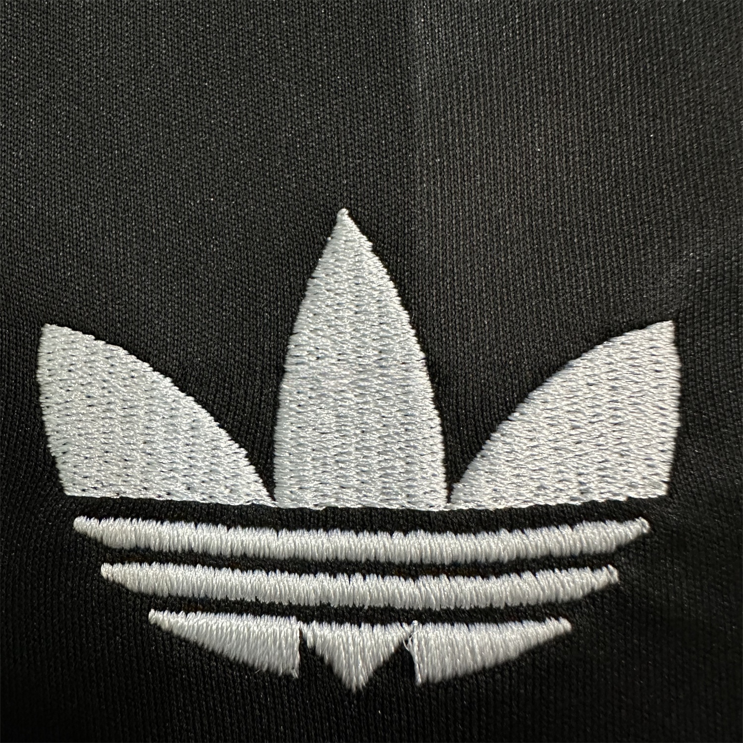 Real Madrid 25-26 Black Terrace Goalkeeper Jersey - Fans Version - Unitedfutballjersey