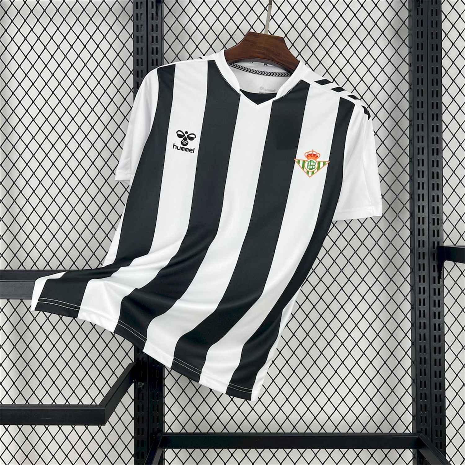 Real Betis 25-26 Black and White Stripes Special Edition Jersey - Fans Version - Unitedfutballjersey
