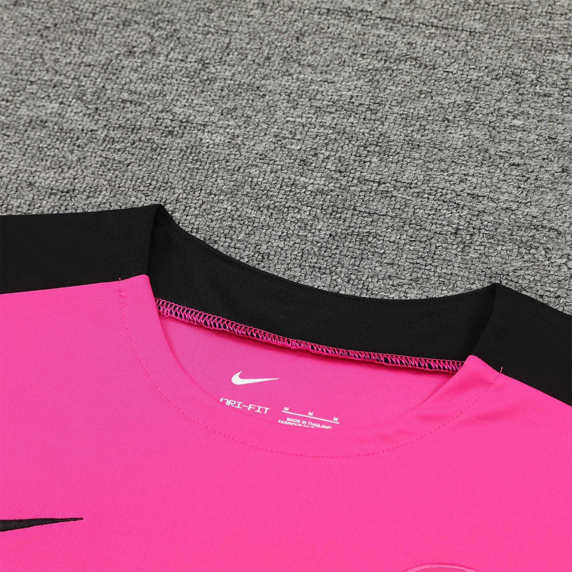 C.H.E.L.S.E.A 24-25 Short-Sleeve Training Set - Pink Top & Black Shorts - Unitedfutballjersey