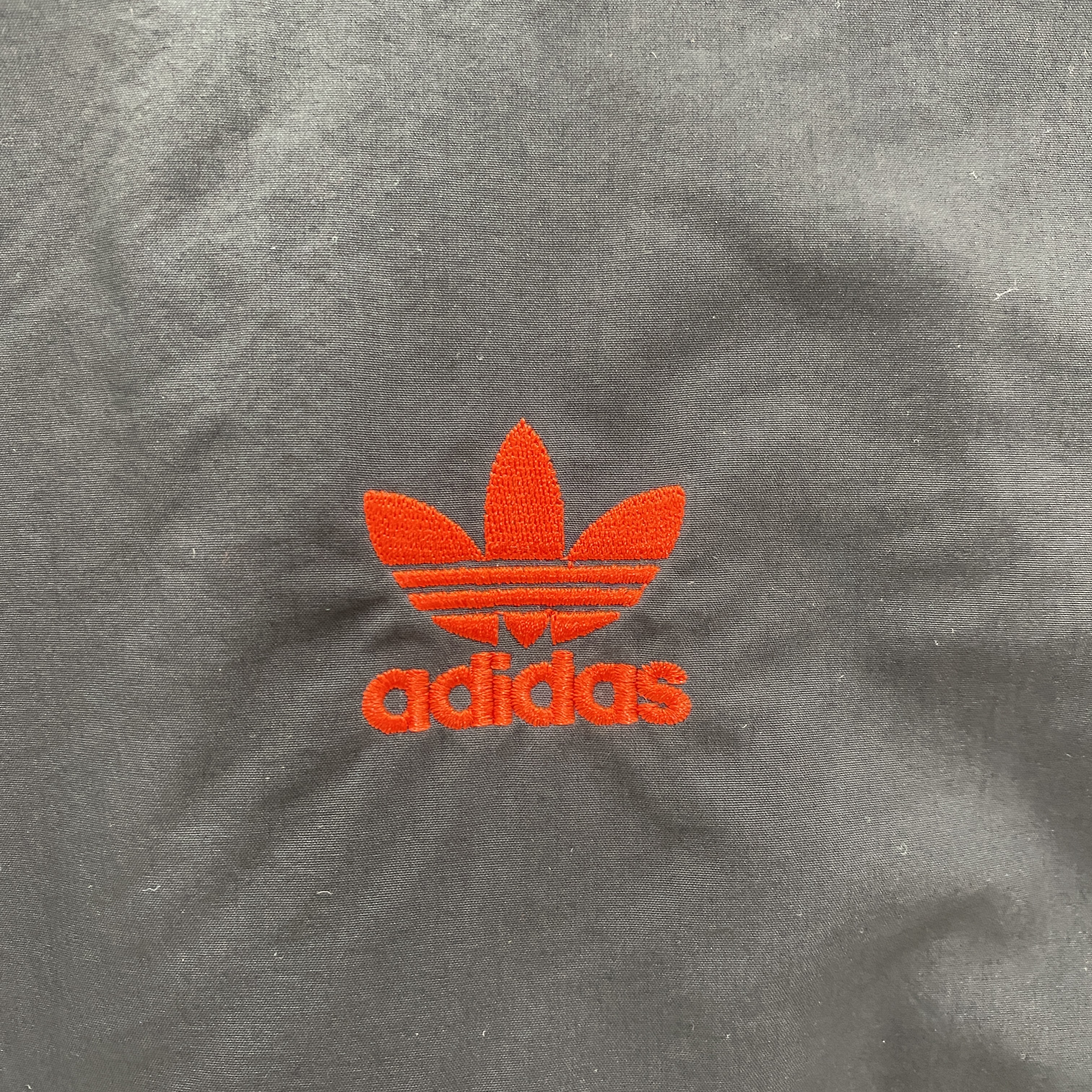 Manchester United 24-25 Throwback Windbreaker Jacket - Deep Blue - Unitedfutballjersey