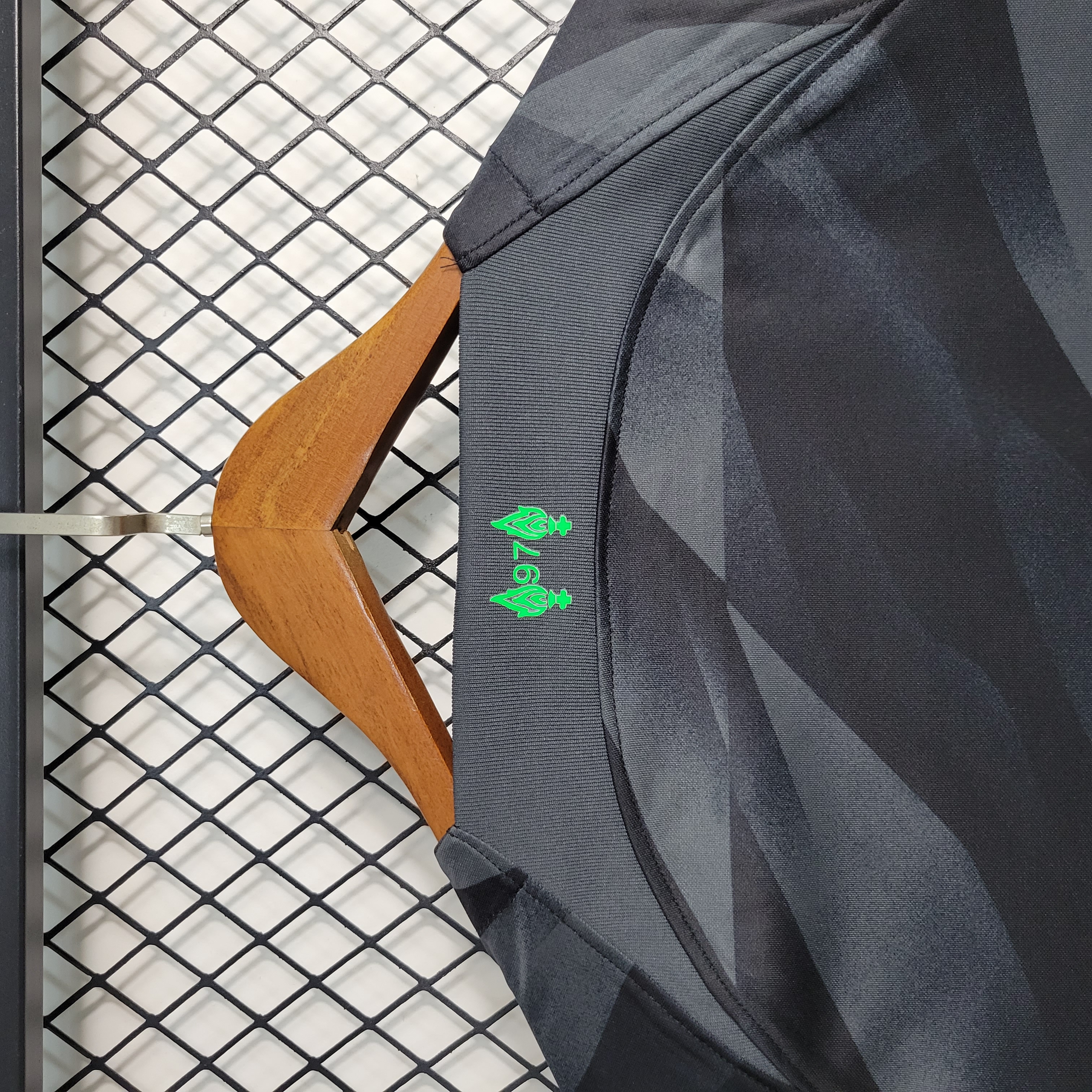 23-24 Liverpool Black Goal Keeper Fans Jersey - Unitedfutballjersey