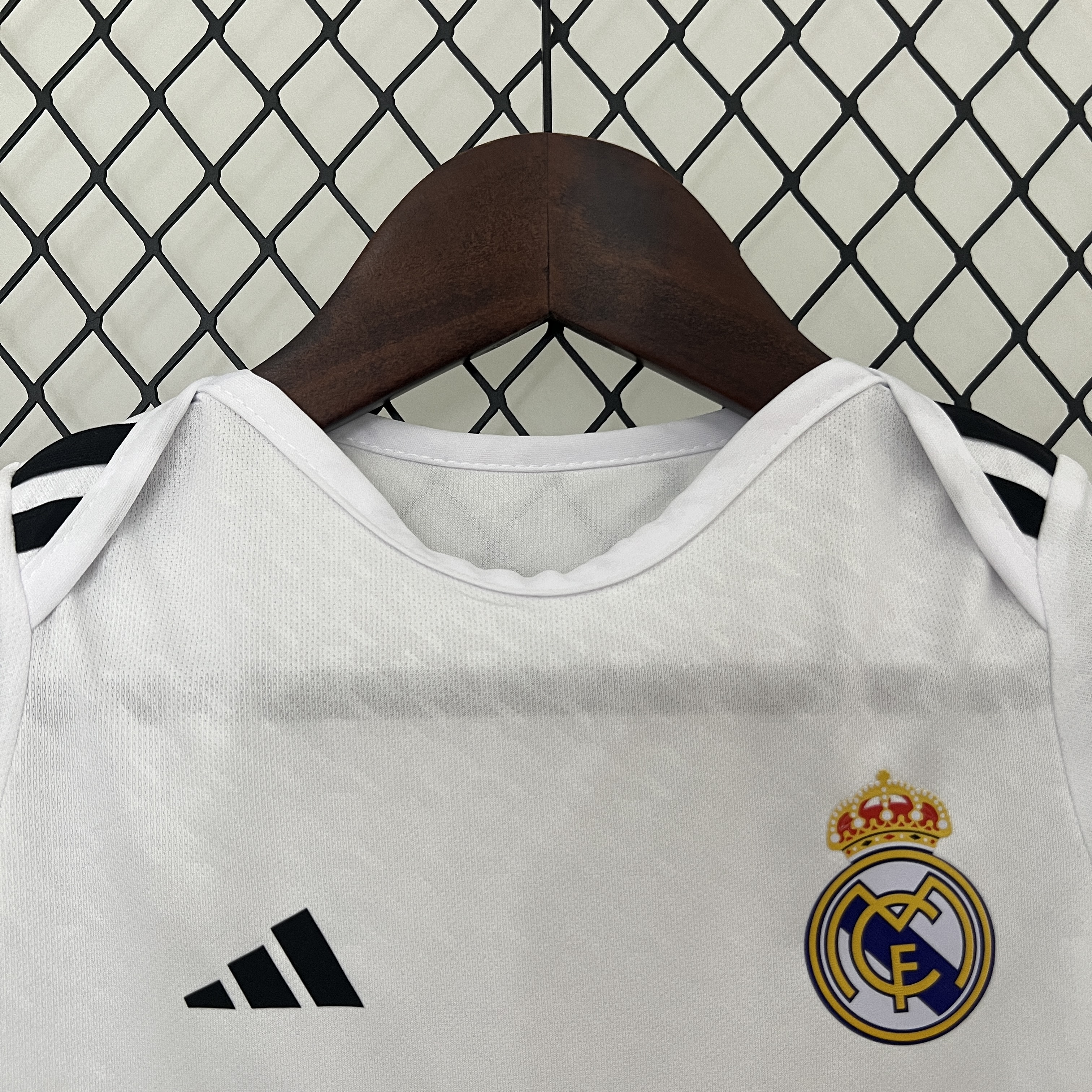Real Madrid 24-25 Home Baby Crawling Suit - Unitedfutballjersey