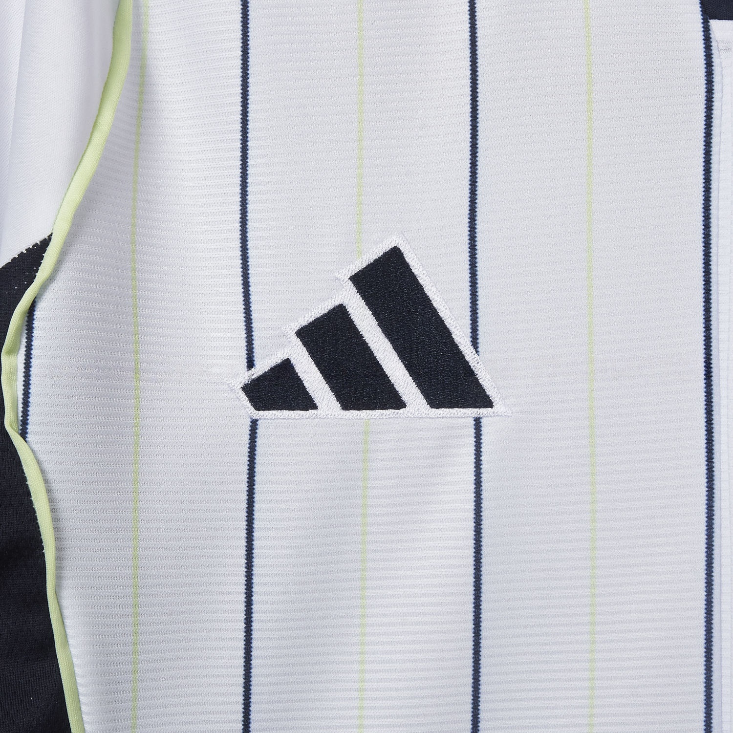 Real Madrid 25-26 White Baseball Jersey with Black Stripes - Unitedfutballjersey