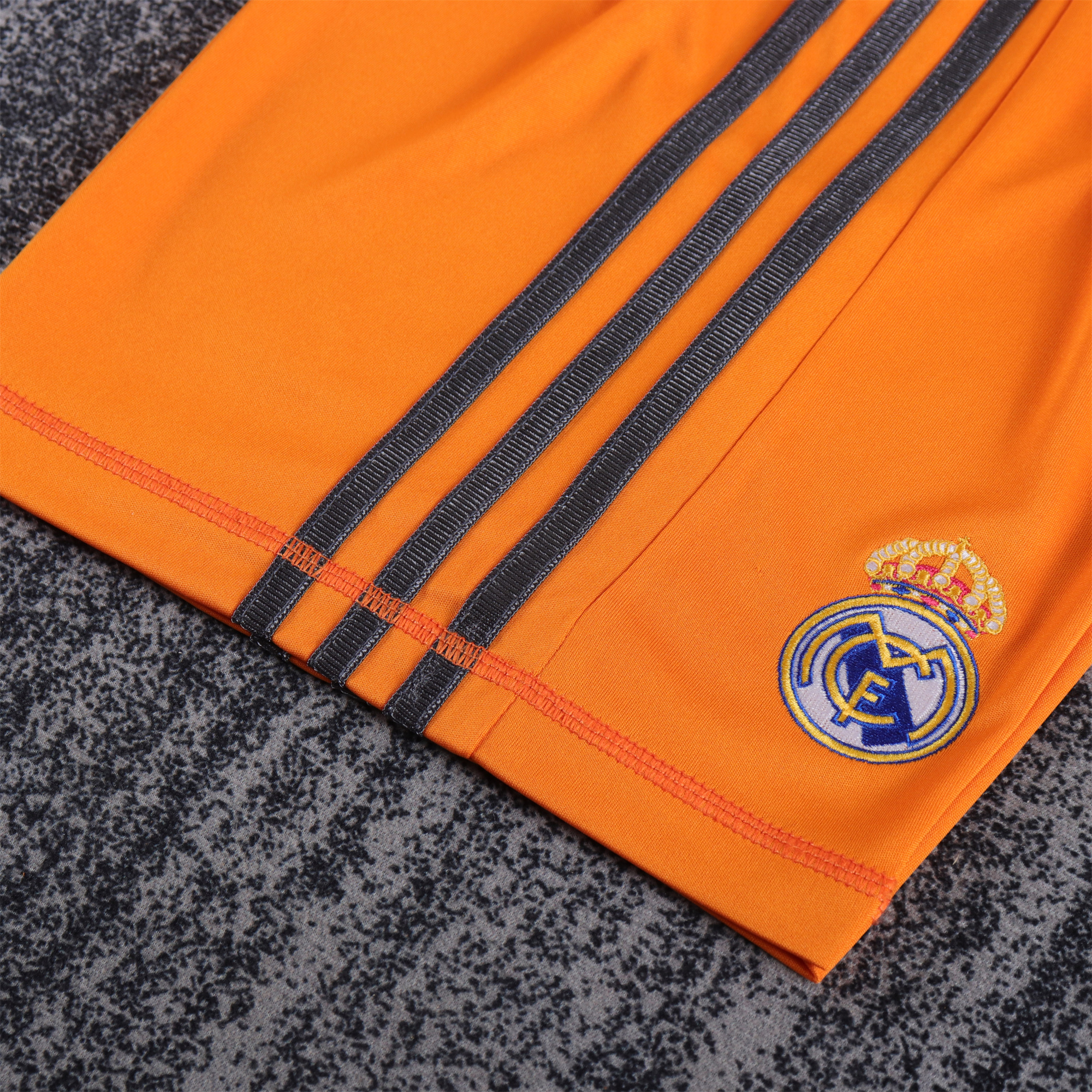 Retro Real Madrid 2013-14 Third Kids Kit - Unitedfutballjersey