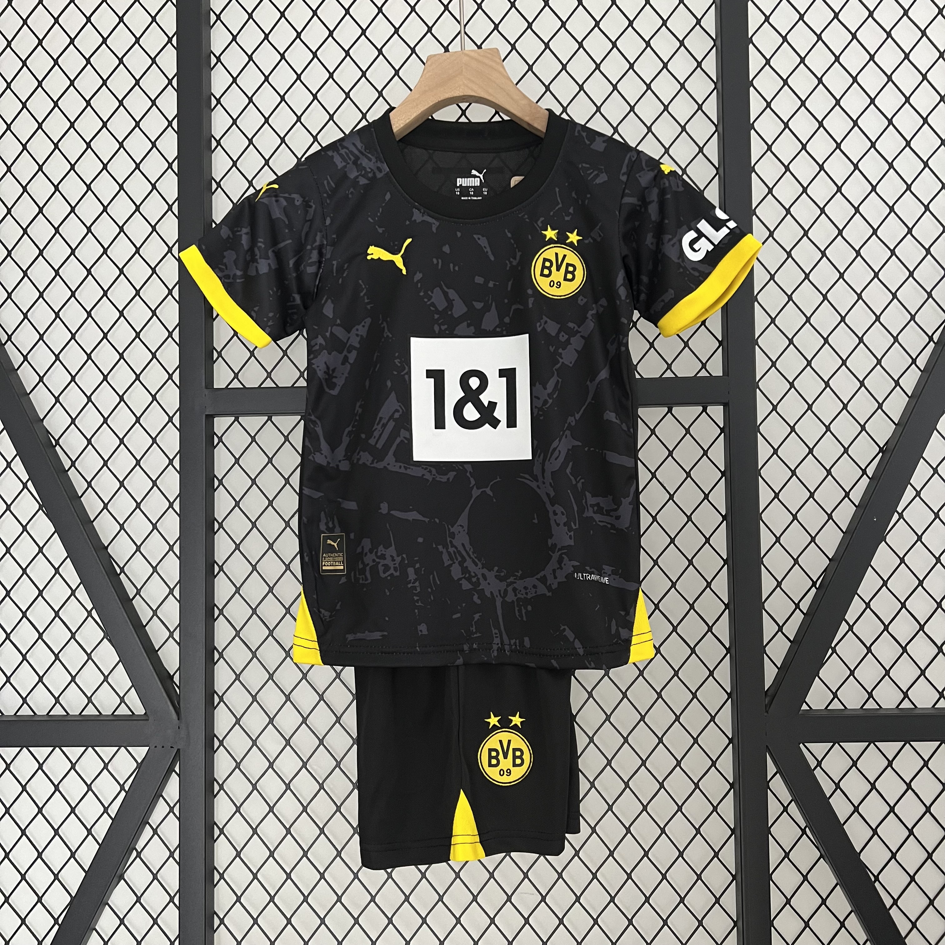 Dortmund 23-24 Away Kids Kit - Unitedfutballjersey