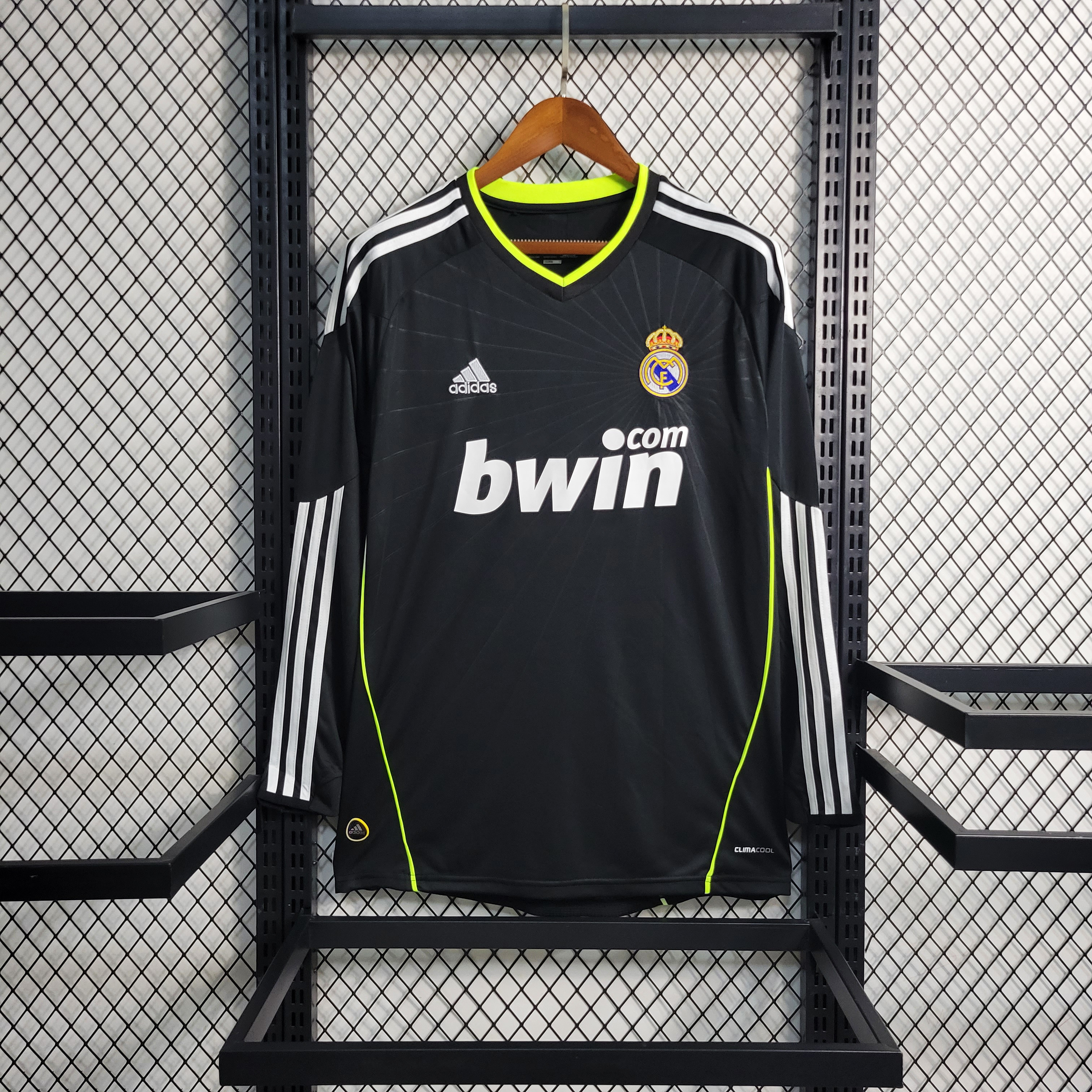Retro Real Madrid 10-11 Away Stadium Long Sleeve Jersey - Unitedfutballjersey