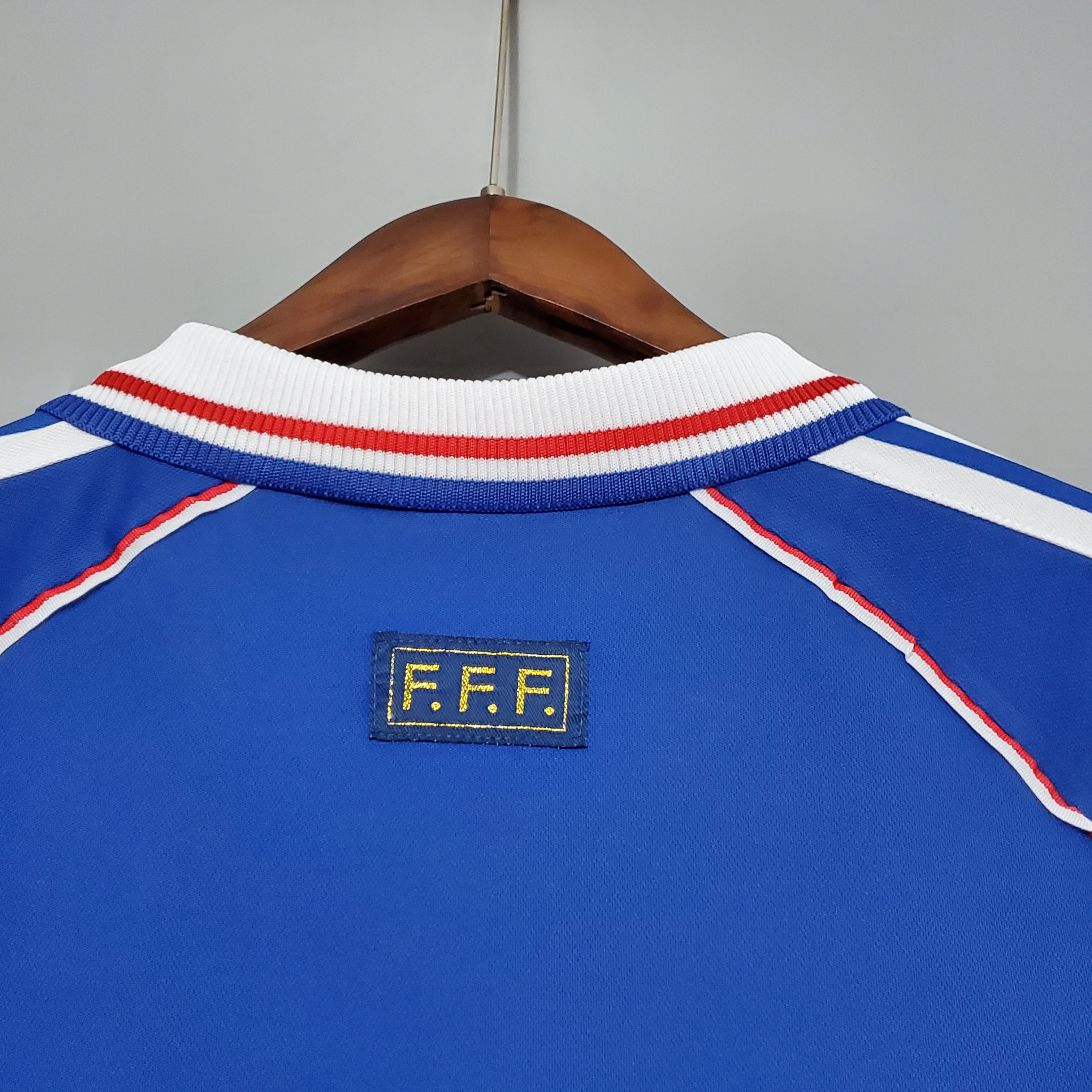 France Retro 1998 Home Jersey - Unitedfutballjersey
