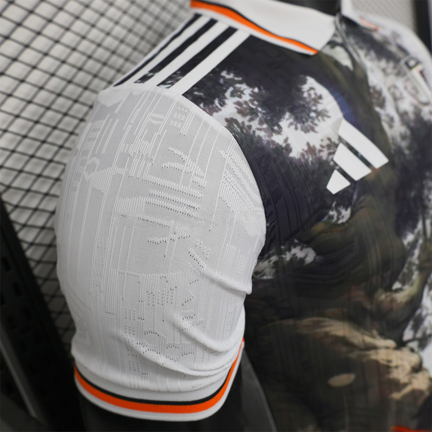 Japan 25-26 Son Goku Meditates Under The Tree Special Jersey - Player Version - Unitedfutballjersey