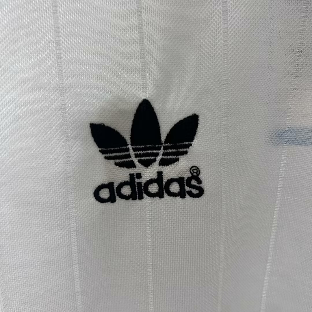 Retro Manchester United 82-84 Away Long Sleeve Jersey League Cup Final - Unitedfutballjersey