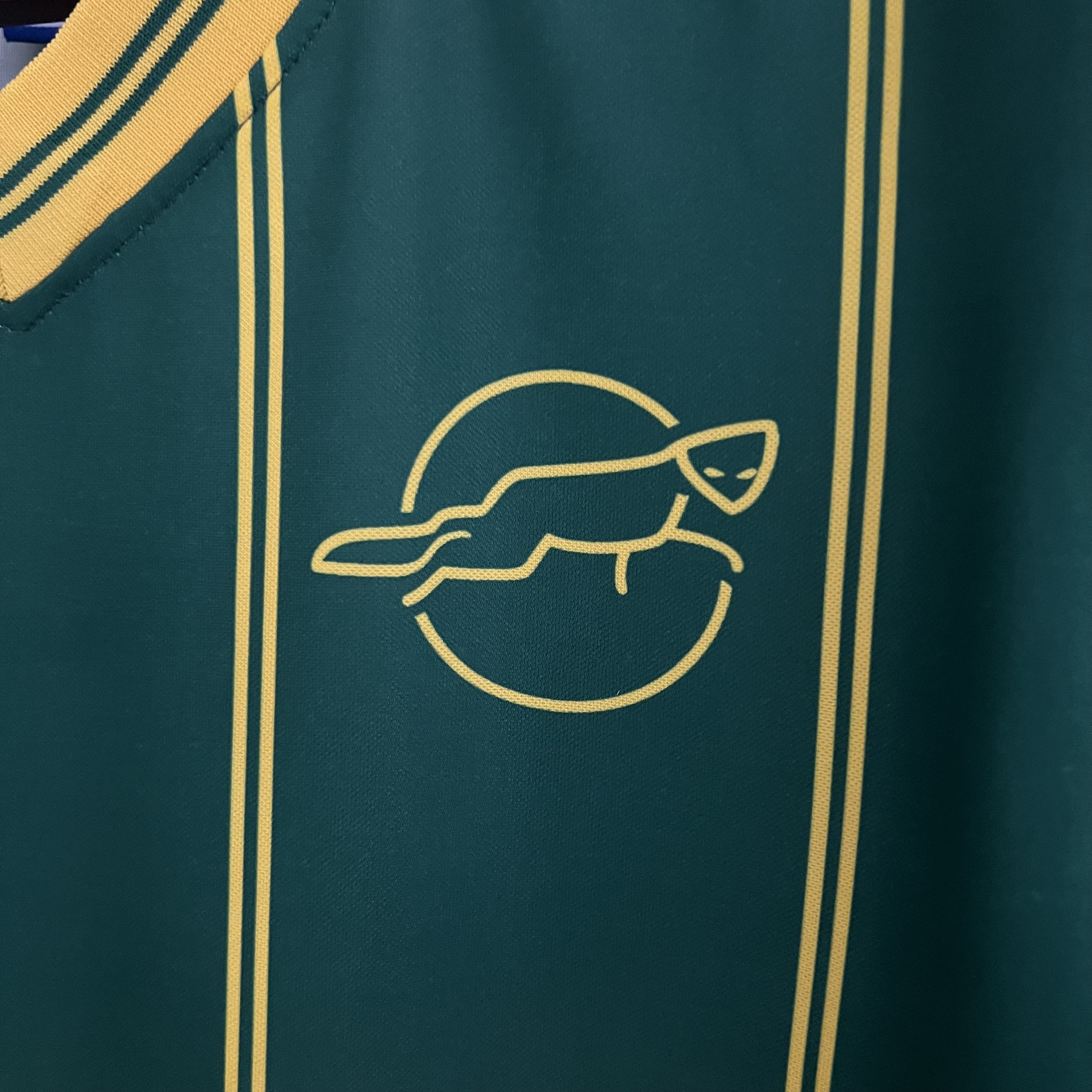 Retro Leicester City 1984 Away Jersey - Unitedfutballjersey