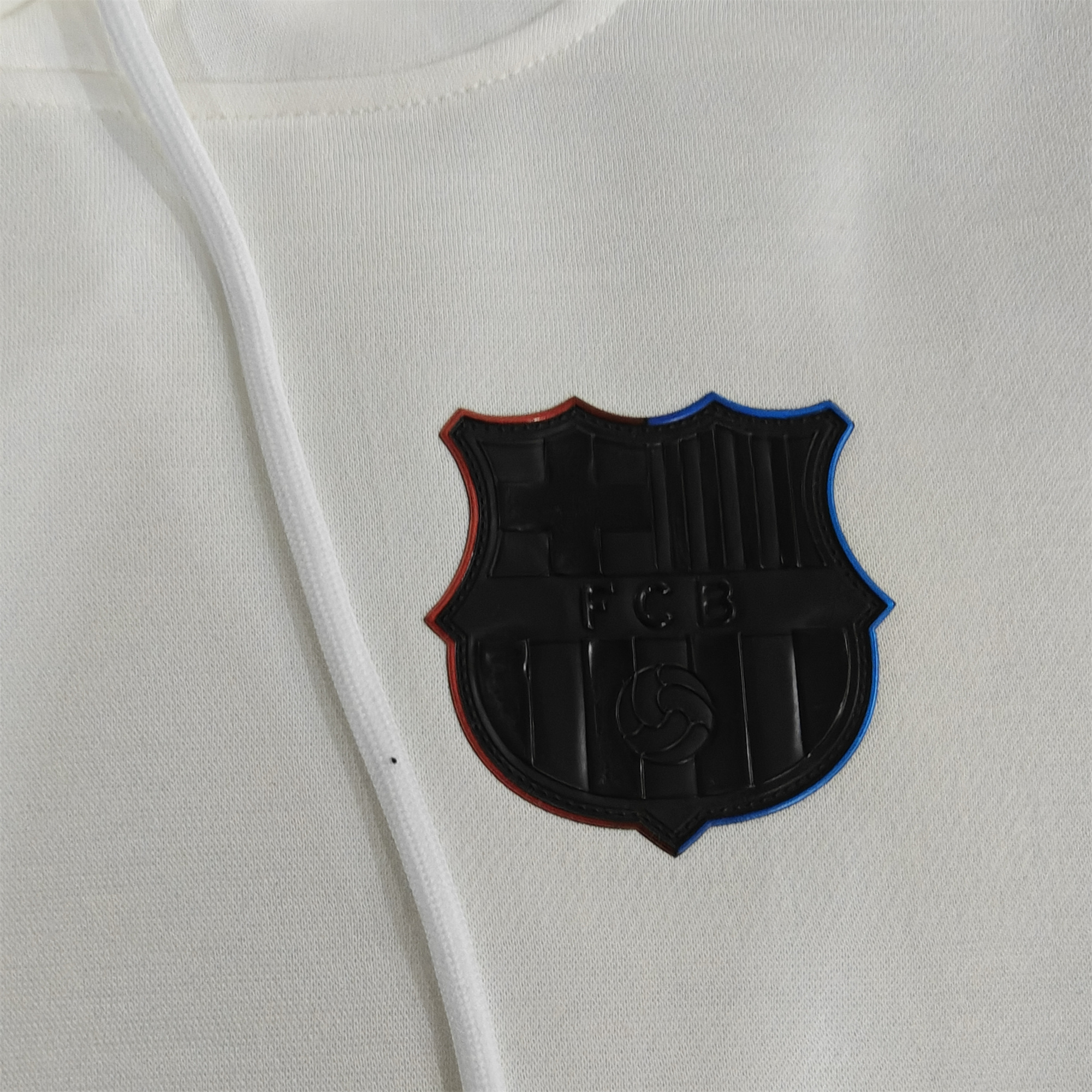 Barcelona 24-25 Black Team Badge Hoodie - Off White - Unitedfutballjersey
