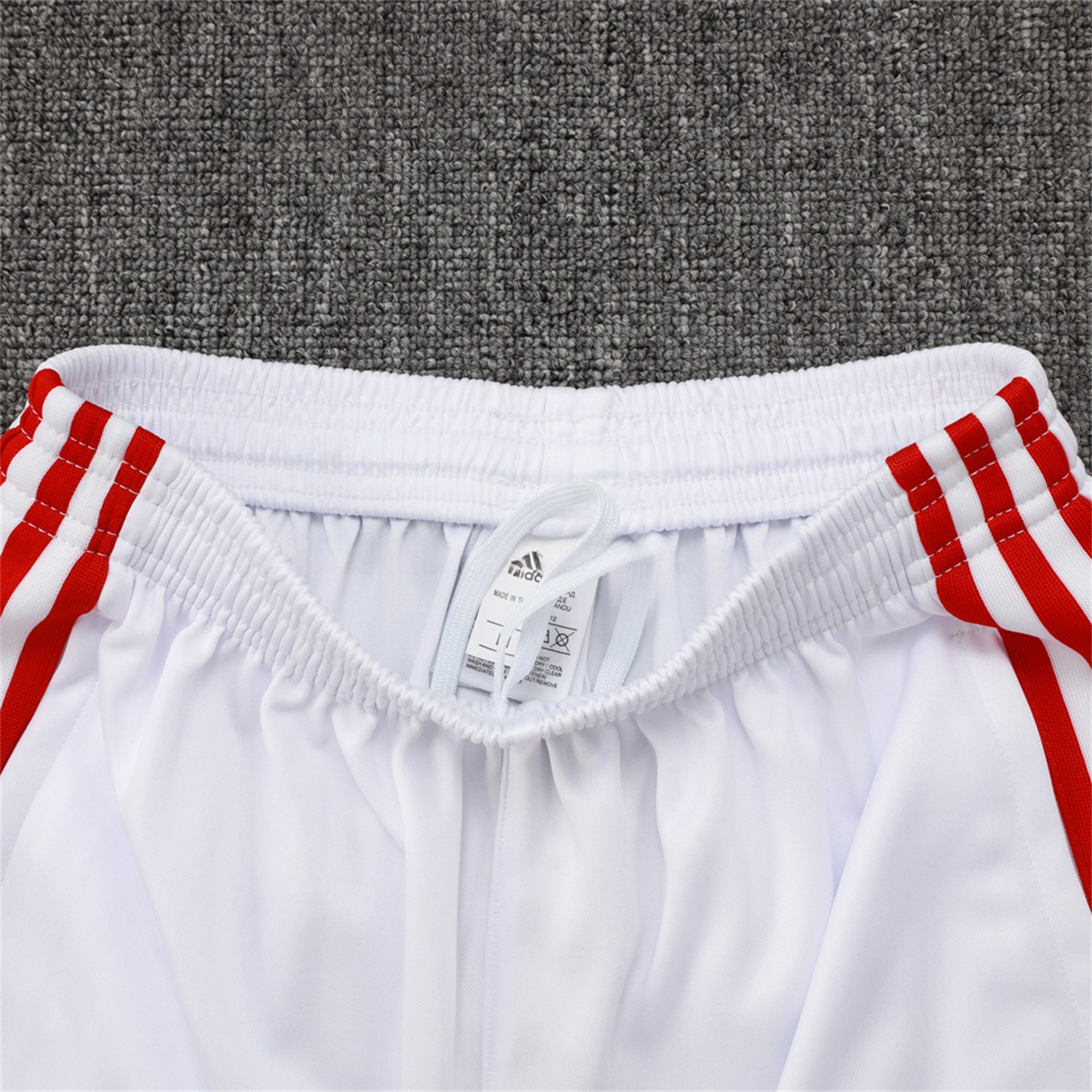 Bayern Munich 2025 125th Anniversary Vest Training Set - White Top and Shorts - Unitedfutballjersey