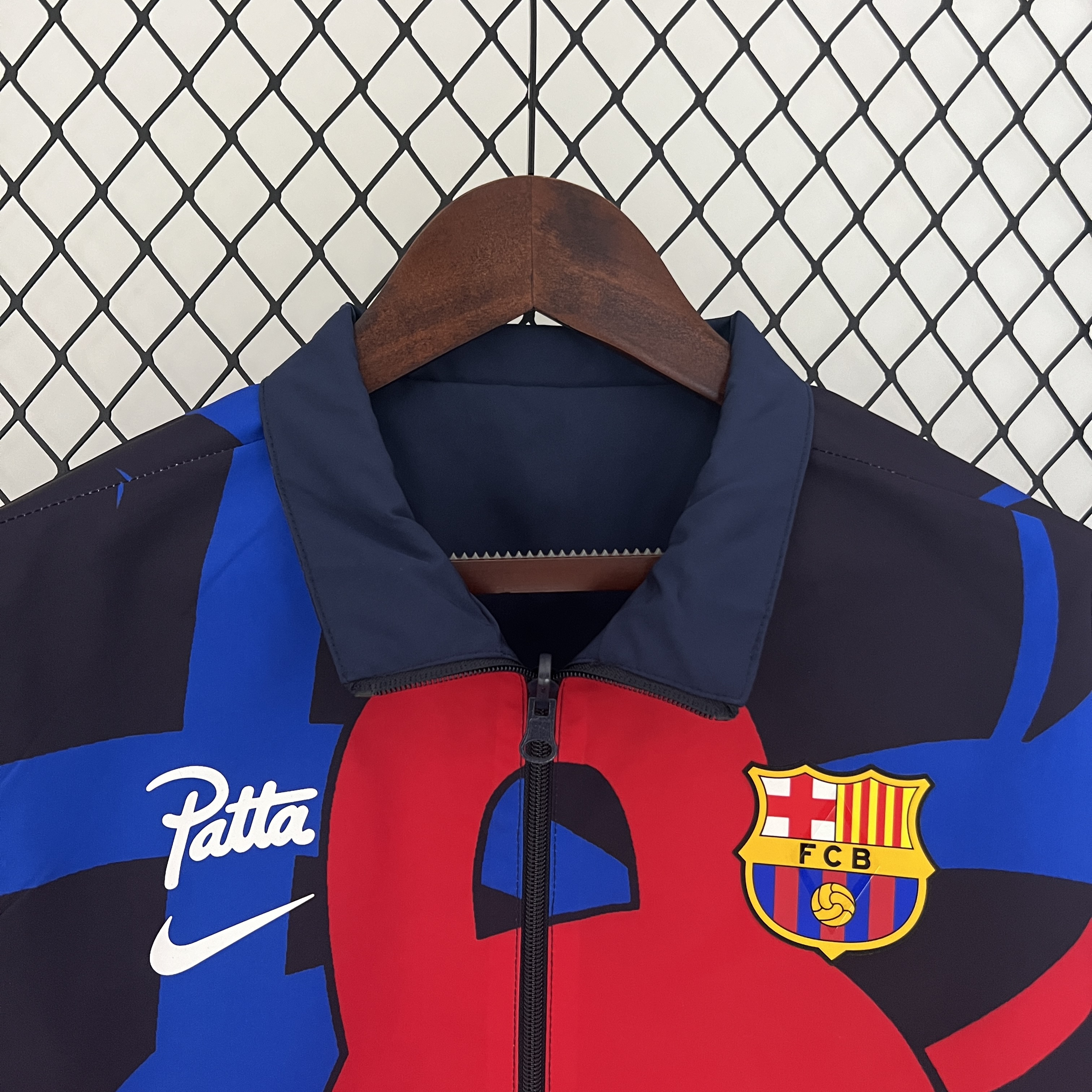 B.A.R.S.A 23-24 Double Sided Windbreaker - Blue & Red - Unitedfutballjersey