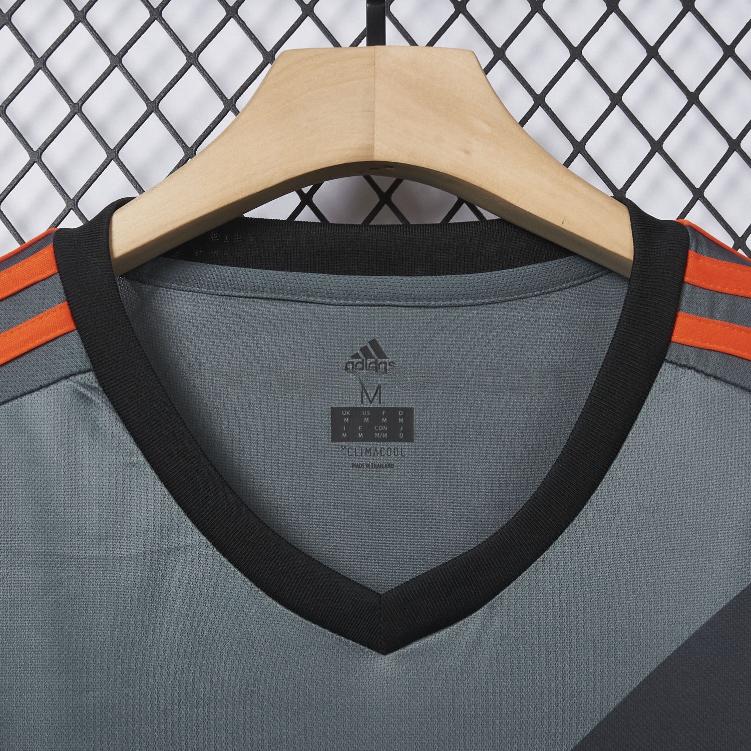 Retro Bayern Munich 2016-17 Away Jersey - Unitedfutballjersey