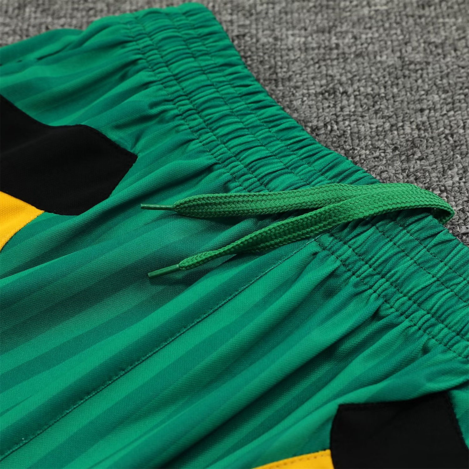 Bayern Munich 23-24 Yellow Green Training Vest Suit - Unitedfutballjersey