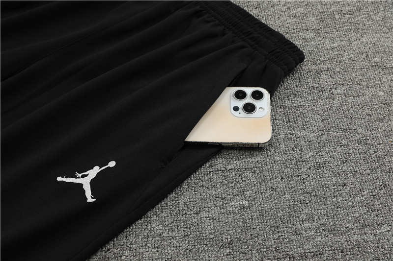 Paris Saint-Germain PSG 23-24 Long Sleeve Training Set -Beige - Unitedfutballjersey