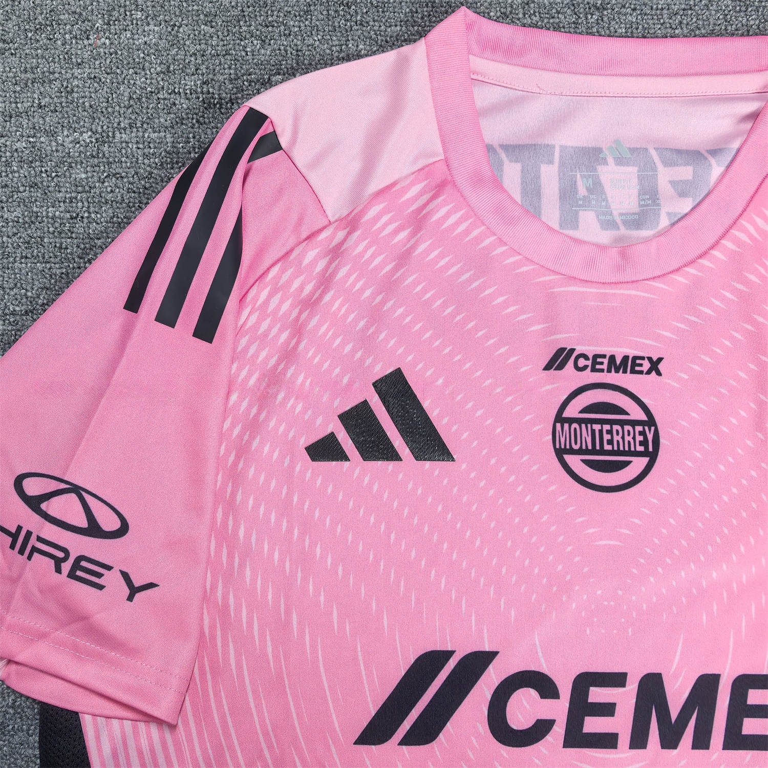 Tigres UANL 25-26 Pink Goalkeeper Jersey - Fans Version - Unitedfutballjersey