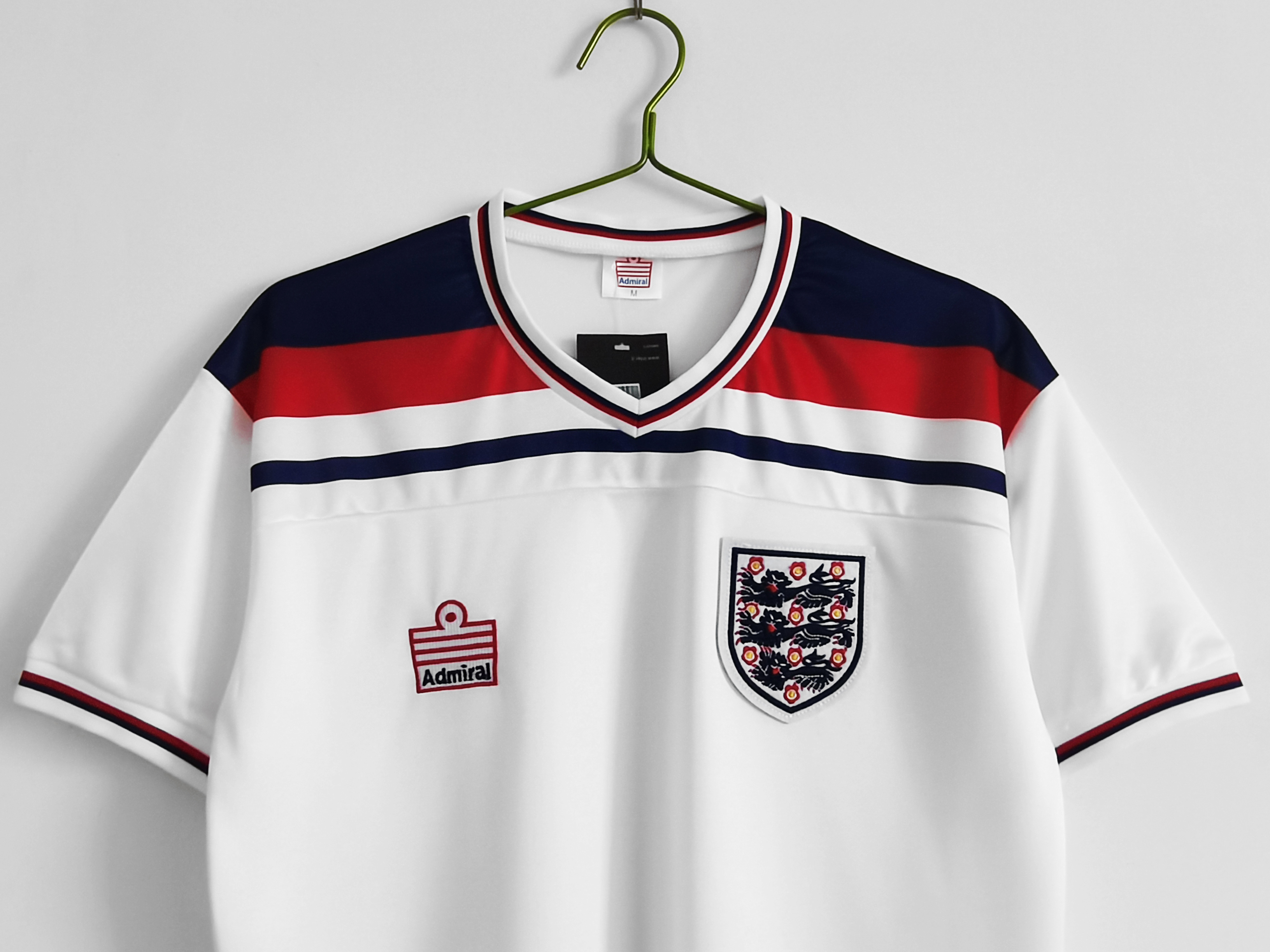 Retro England 1982 Home Stadium Jersey - Unitedfutballjersey