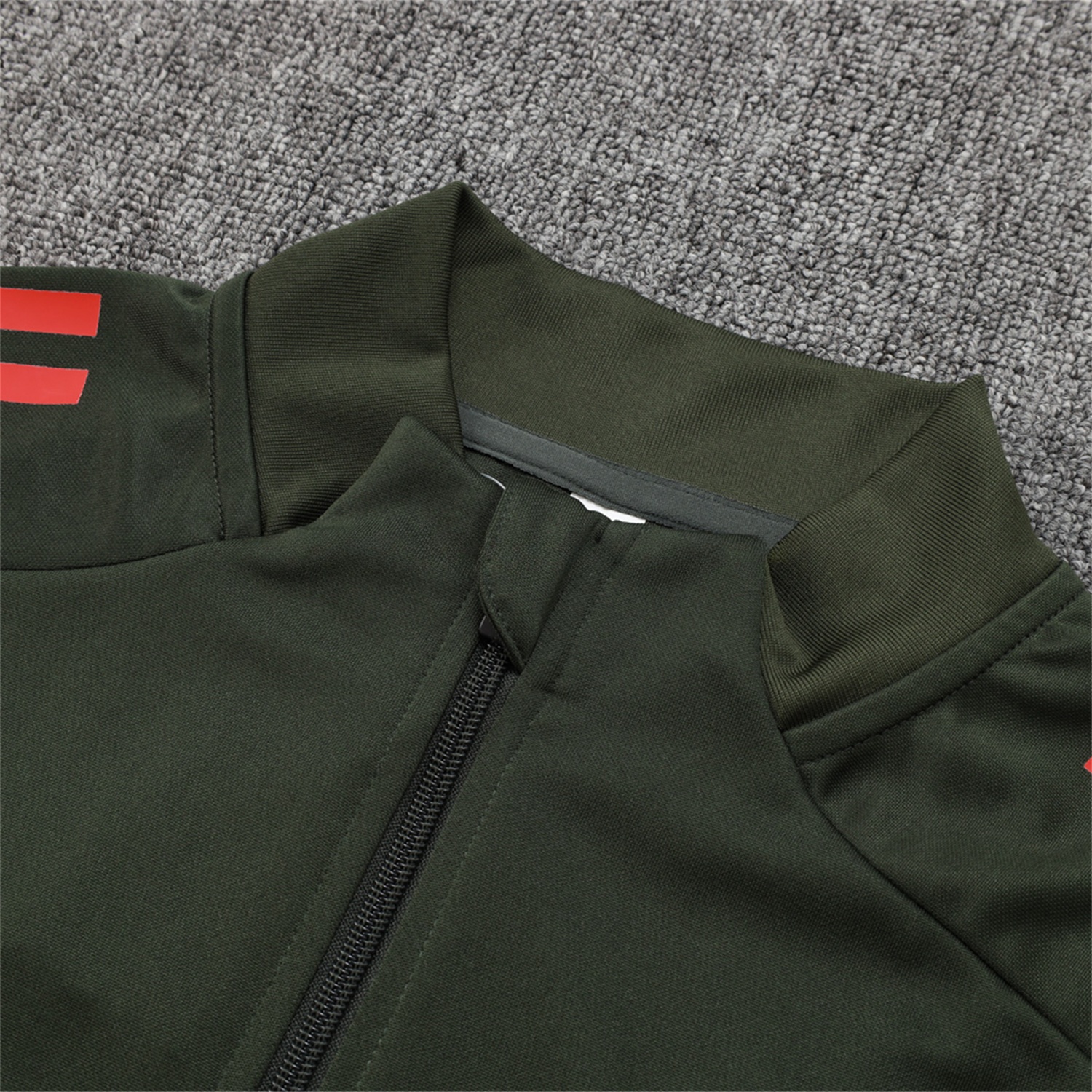 Bayern Munich 25-26 Jacket Training Tracksuit - Army Green Top and Black Pants - Unitedfutballjersey