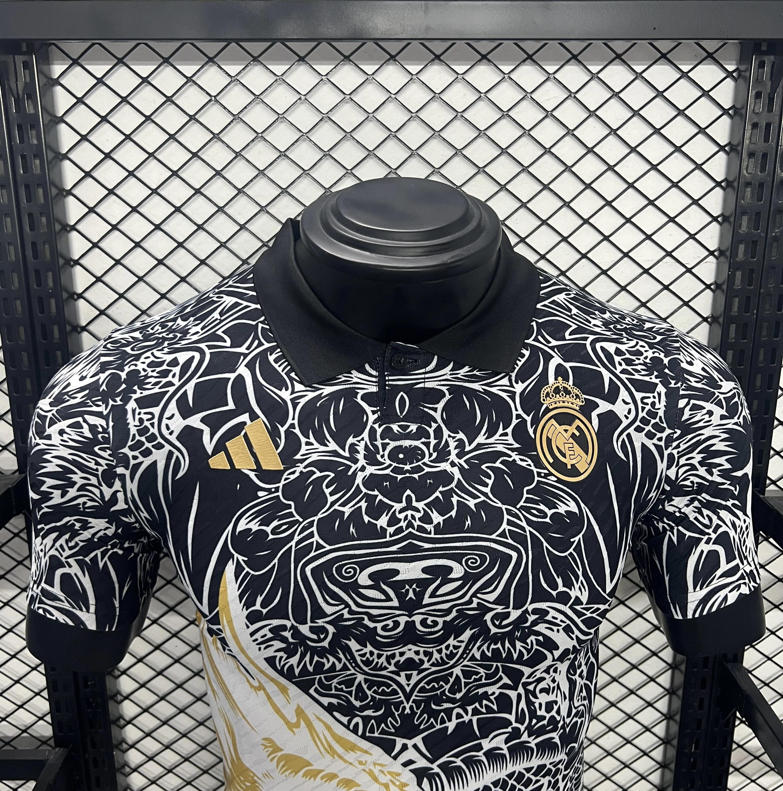 Real Madrid 24-25 White Dragon Special Edition Black Jersey - Player Version - Unitedfutballjersey