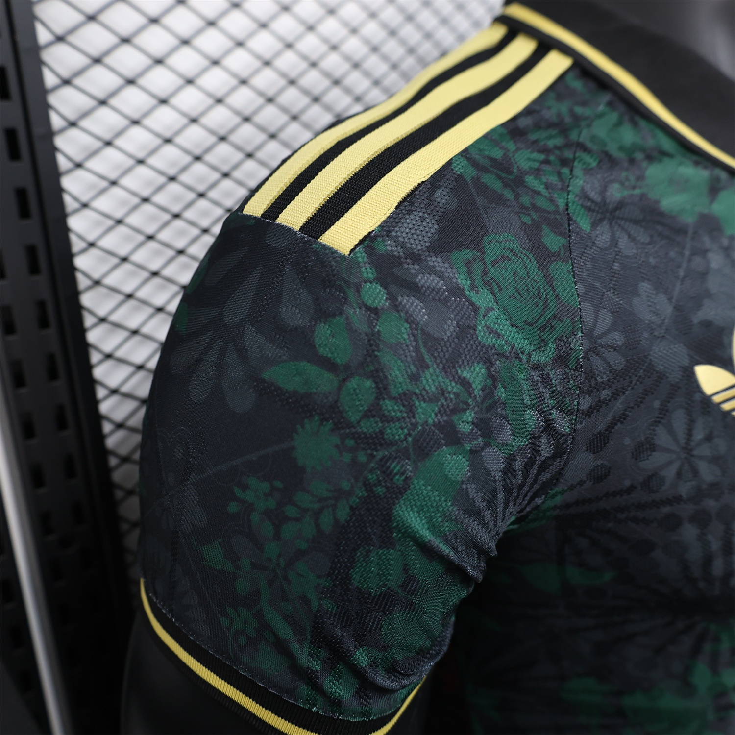 Mexico 25-26 Black Polo Jersey with Red and Green Floral Pattern - Player Version - Unitedfutballjersey