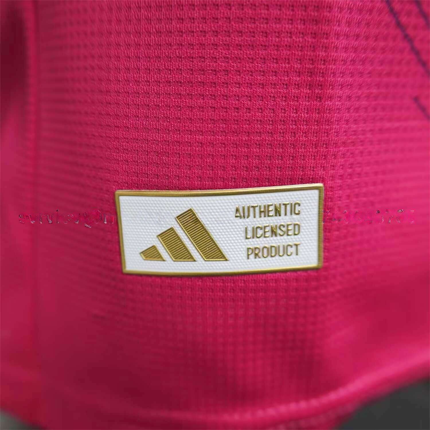 Real Madrid 25-26 Pink Purple Goalkeeper Jersey - Player Version - Unitedfutballjersey