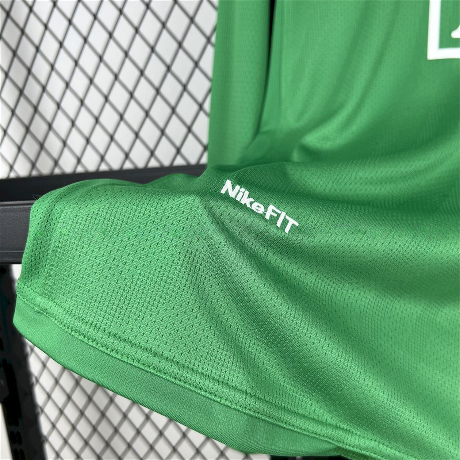 Retro Manchester United 2007-08 Green Goalkeeper Long Sleeves Jersey - Unitedfutballjersey