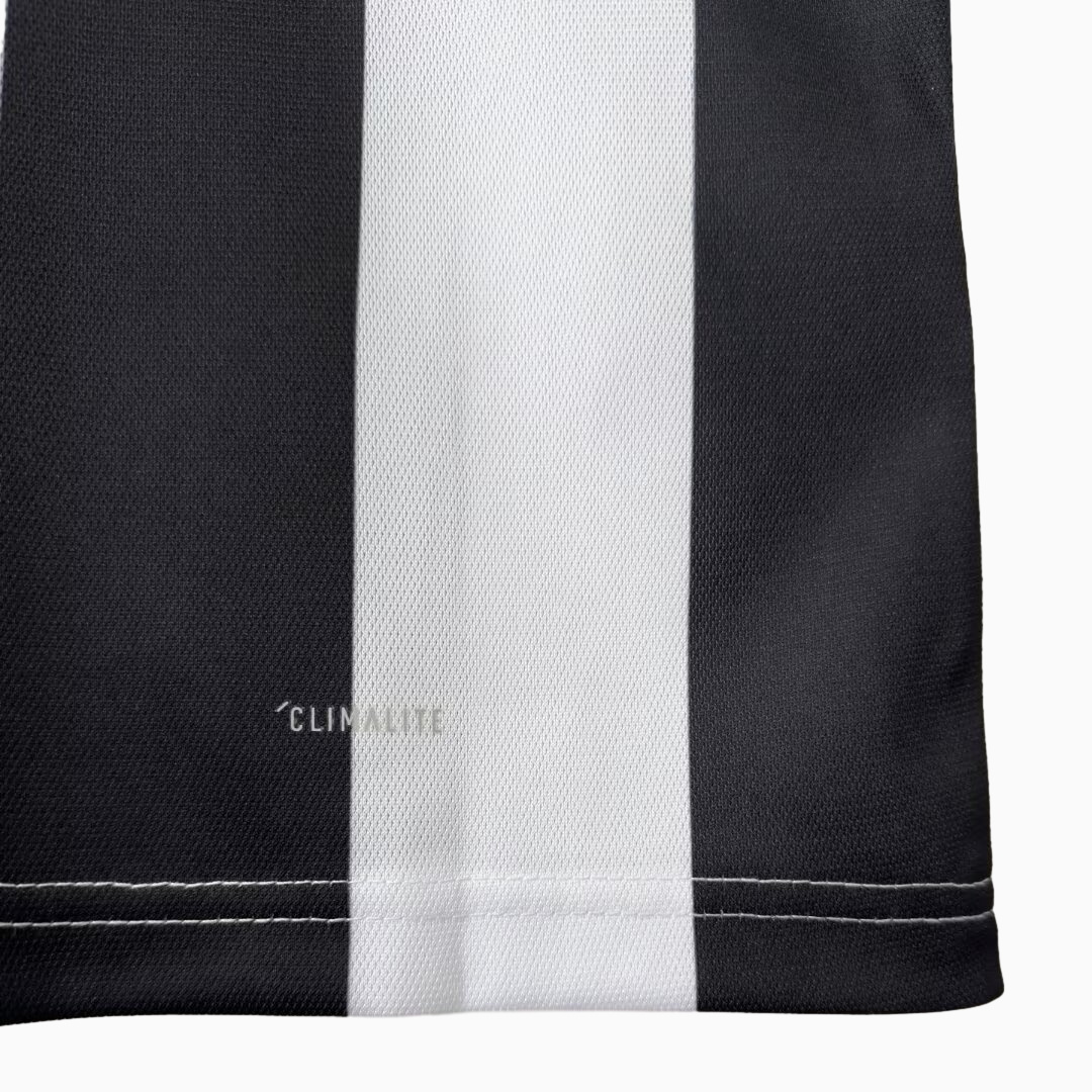 Retro Juventus 2017-18 120th Anniversary Special Edition Jersey - Unitedfutballjersey