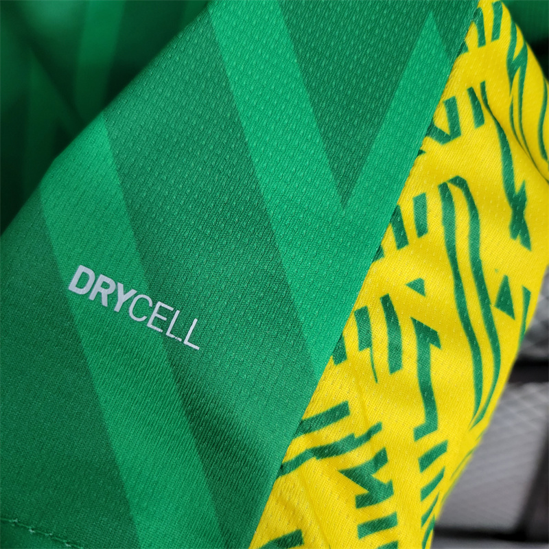 Manchester City 23-24 Green Goalkeeper Jersey - Fans Version - Unitedfutballjersey