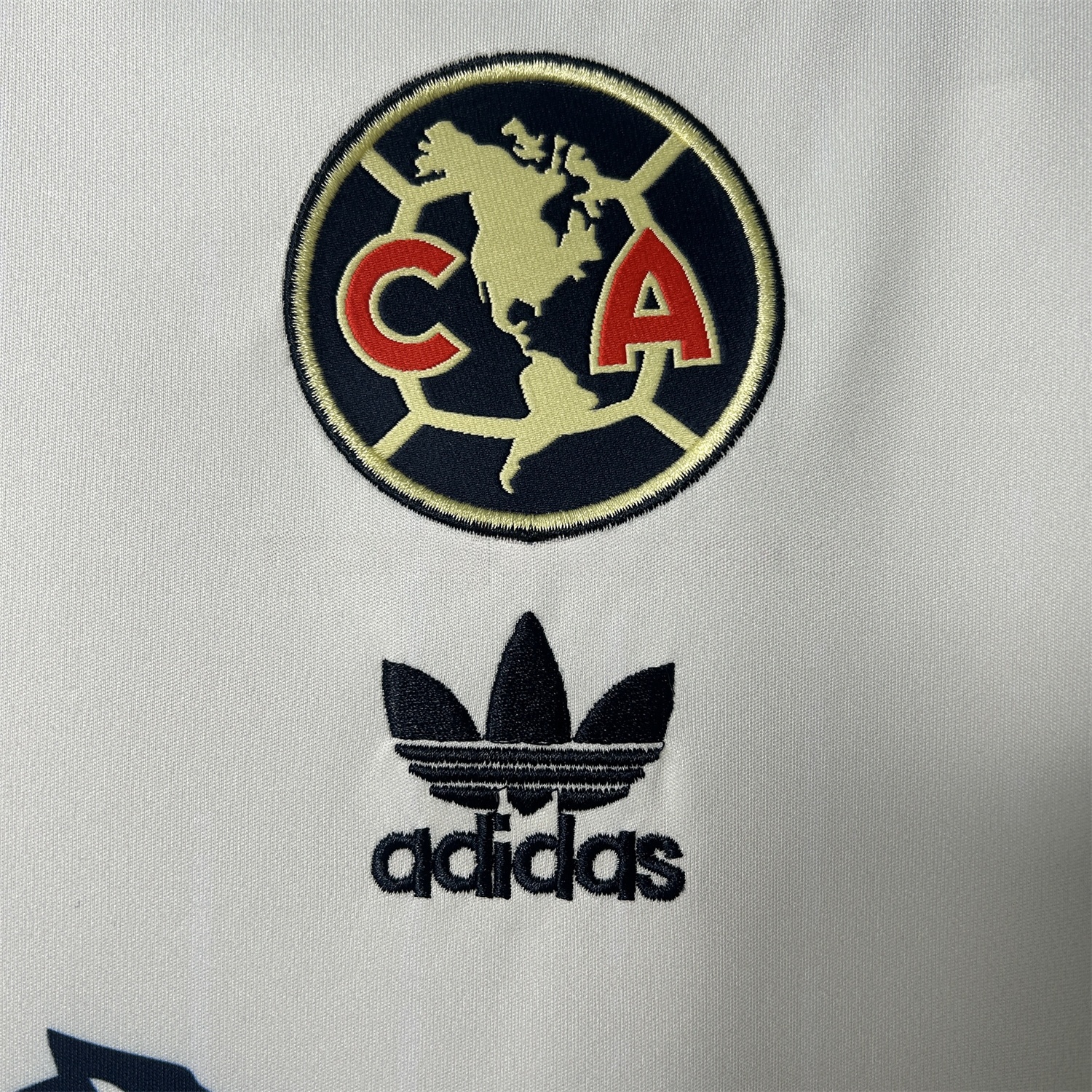 Club América 25-26 White Throwback Trefoil Special Edition Jersey - Fans Version - Unitedfutballjersey